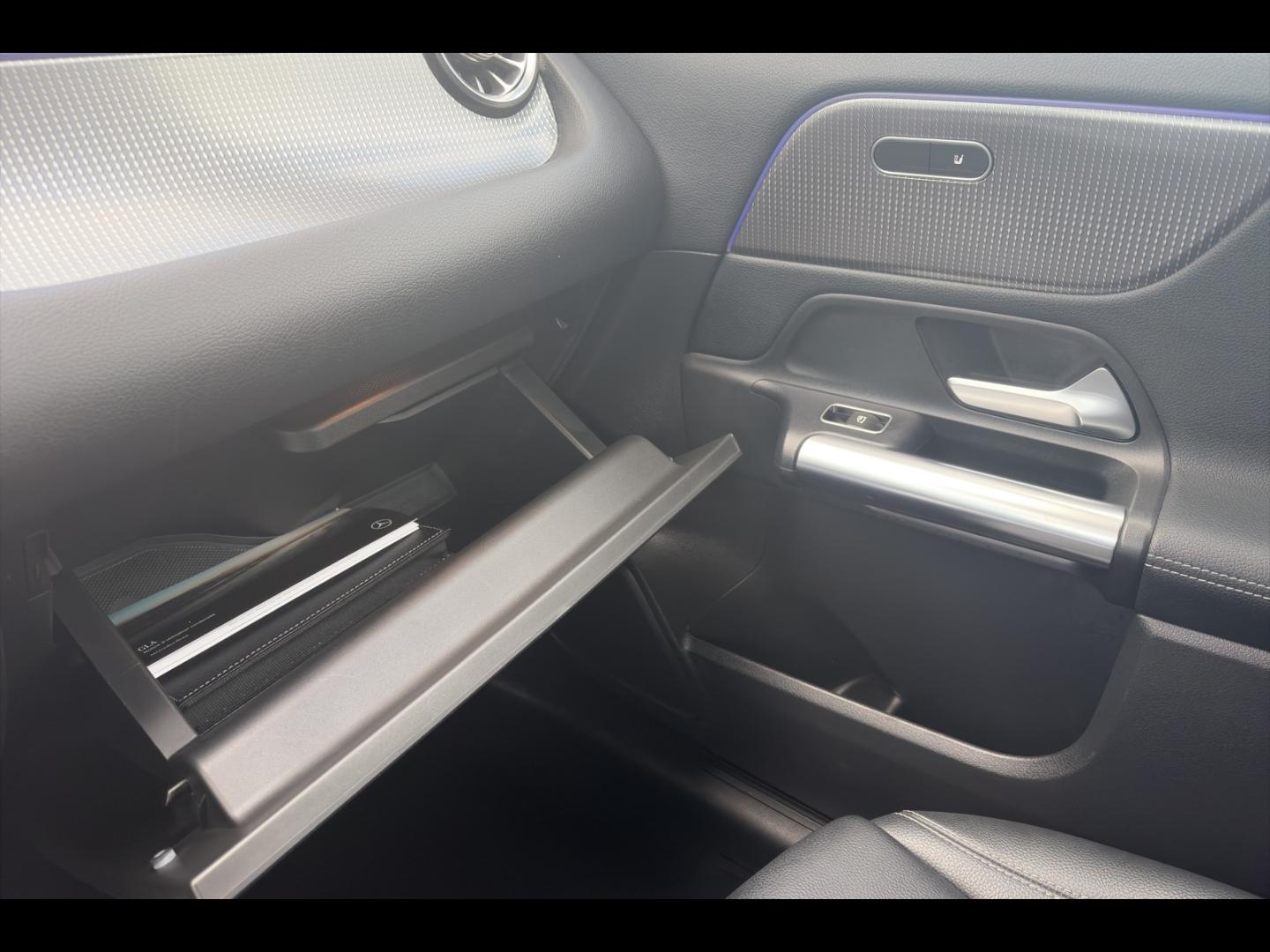 Image MERCEDES-BENZ GLA 200 d 150ch Progressive Line 8G-DCT