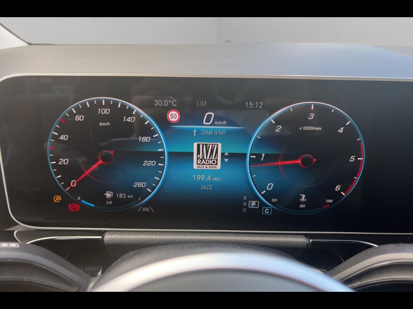 Image MERCEDES-BENZ GLA 200 d 150ch Progressive Line 8G-DCT