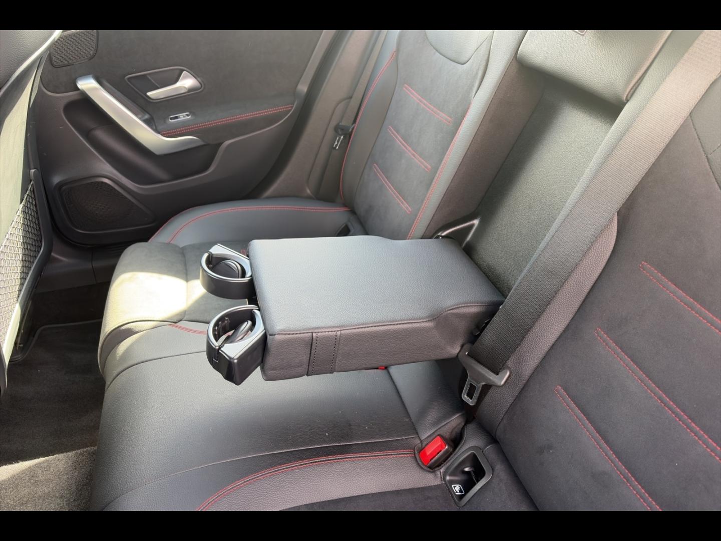 Image MERCEDES-BENZ Classe A 200 d 150ch AMG Line 8G-DCT