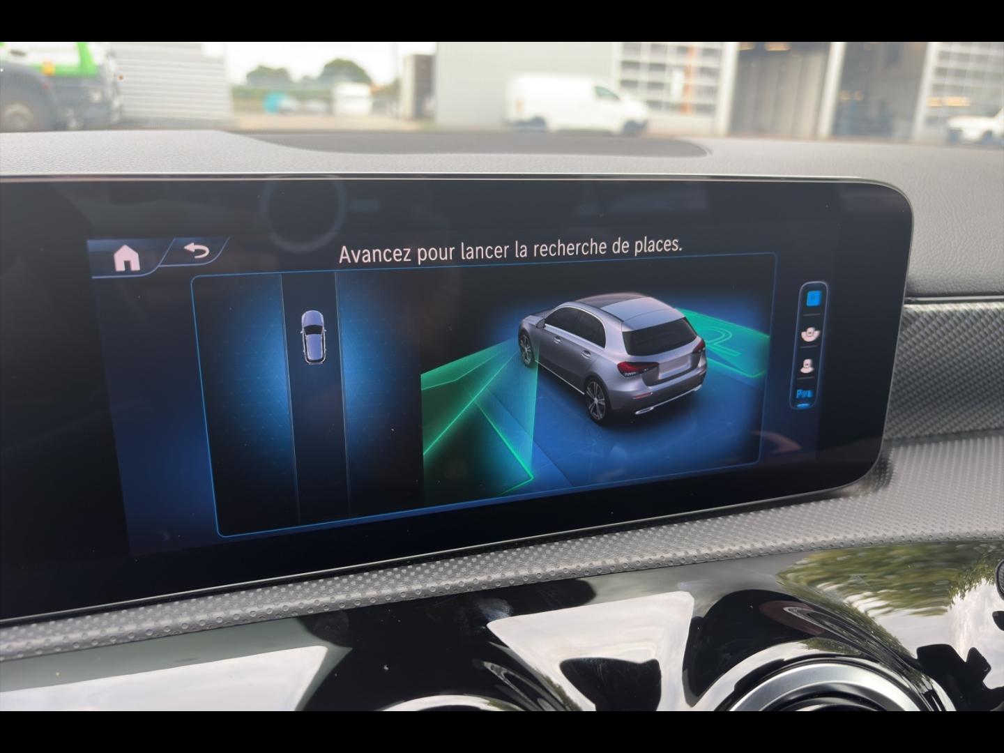 Image MERCEDES-BENZ Classe A 180 136ch Progressive Line 7G-DCT
