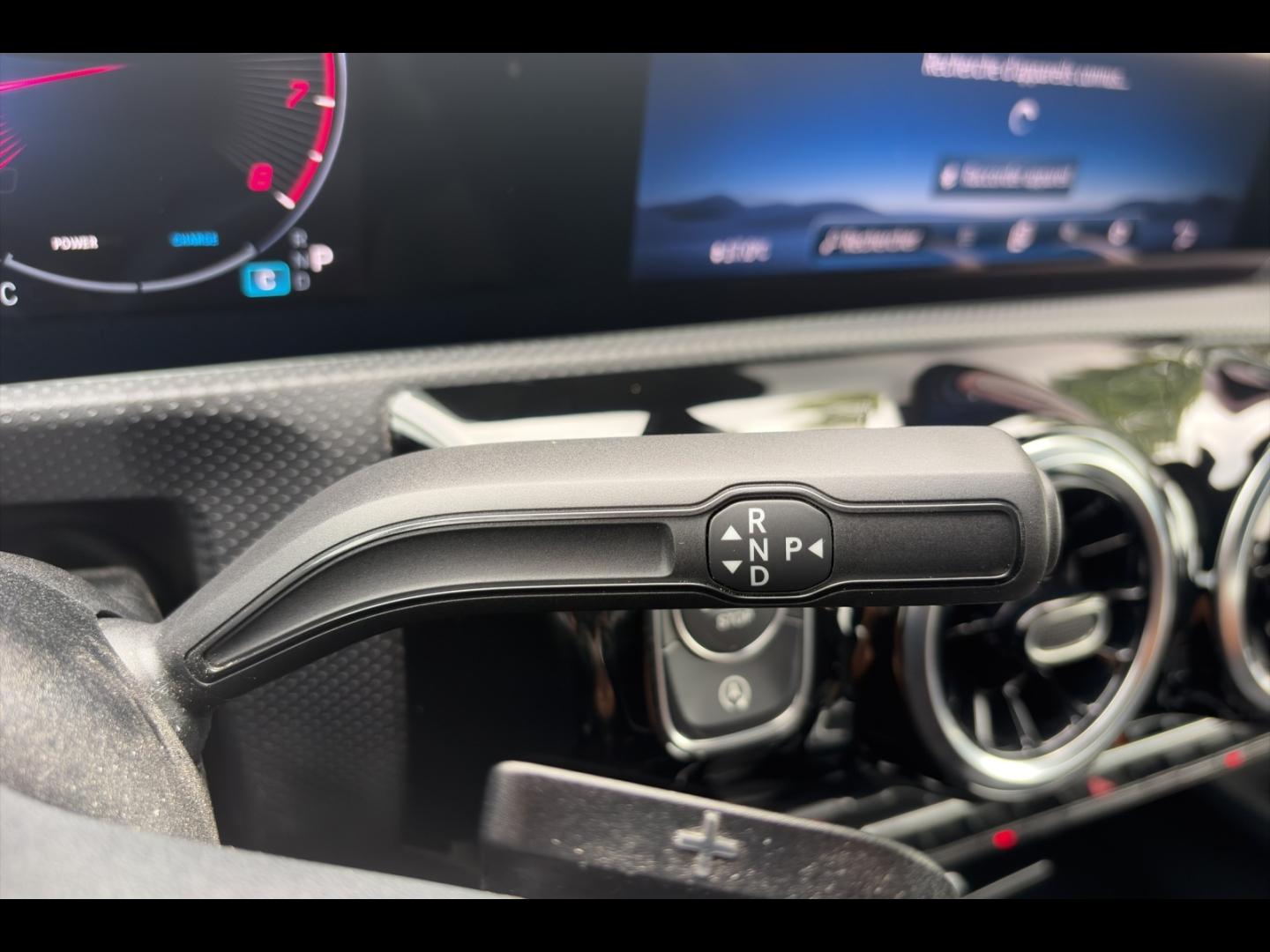 Image MERCEDES-BENZ Classe A 180 136ch Progressive Line 7G-DCT