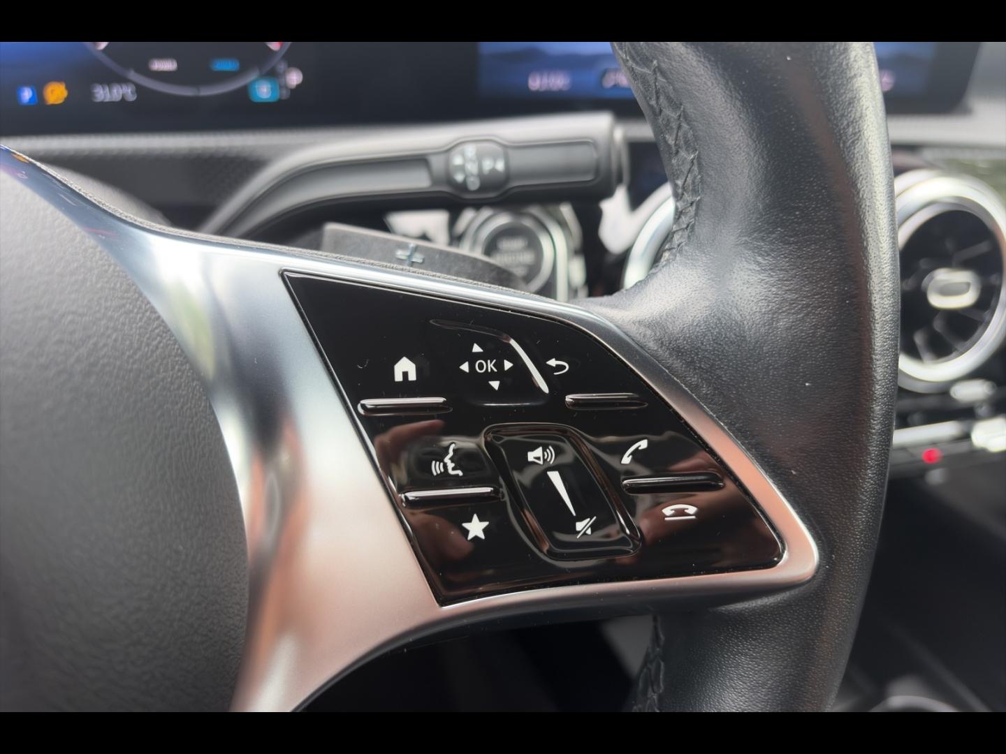 Image MERCEDES-BENZ Classe A 180 136ch Progressive Line 7G-DCT