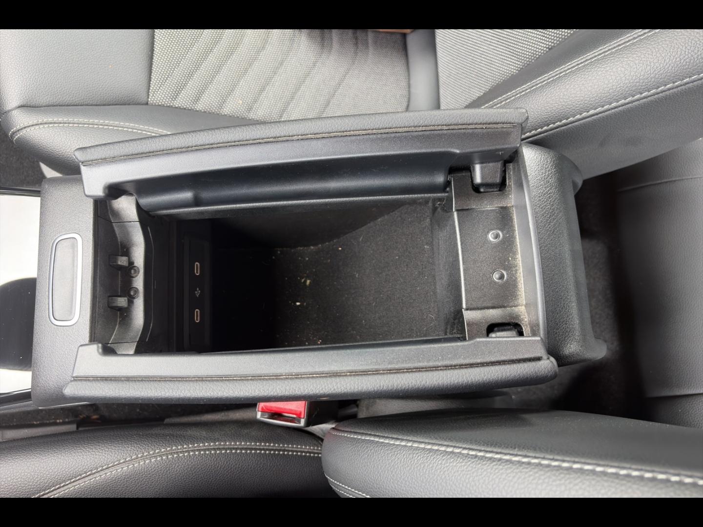 Image MERCEDES-BENZ Classe A 180 136ch Progressive Line 7G-DCT