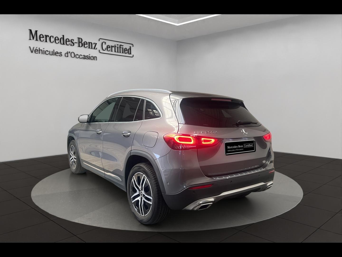 Image MERCEDES-BENZ GLA 200 d 150ch Business Line 8G-DCT