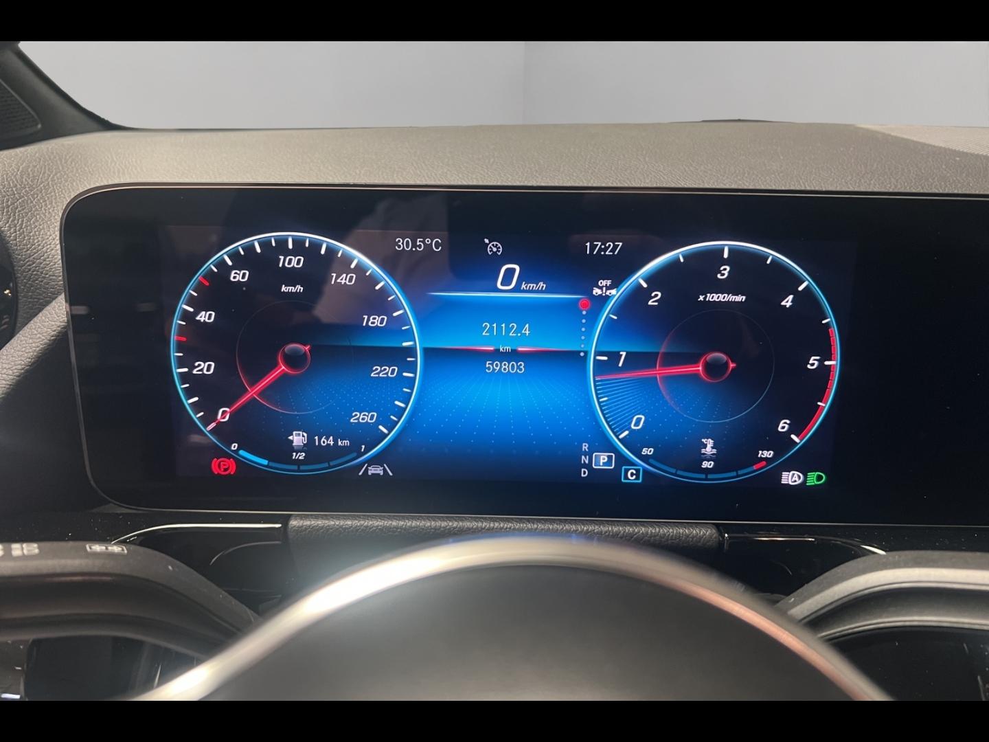 Image MERCEDES-BENZ GLA 200 d 150ch Business Line 8G-DCT