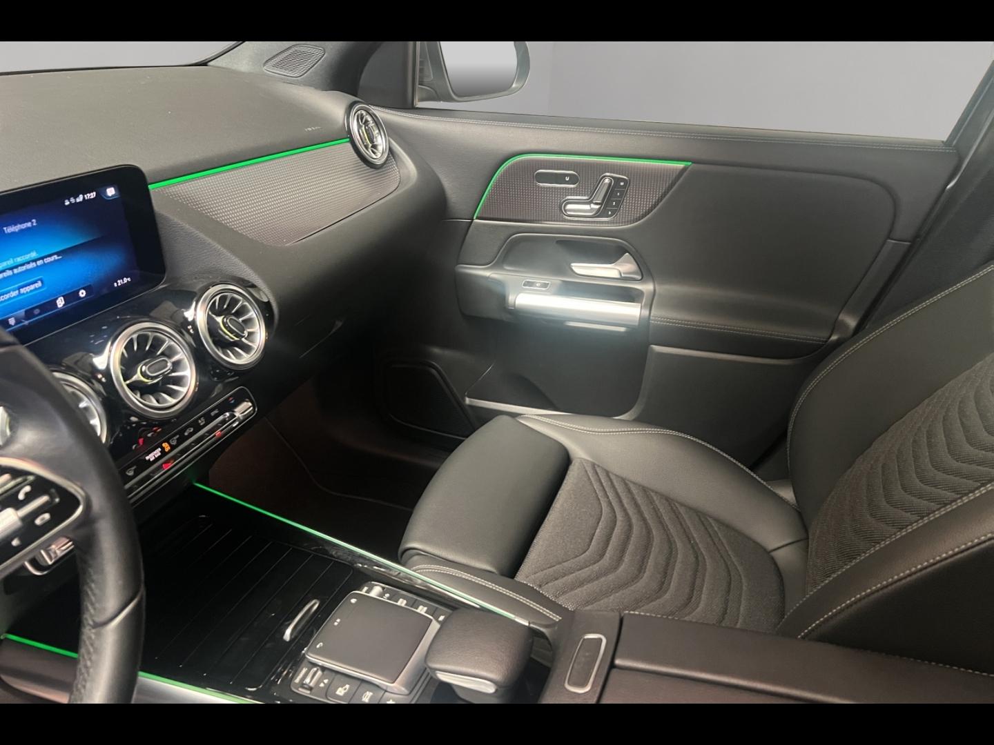 Image MERCEDES-BENZ GLA 200 d 150ch Business Line 8G-DCT