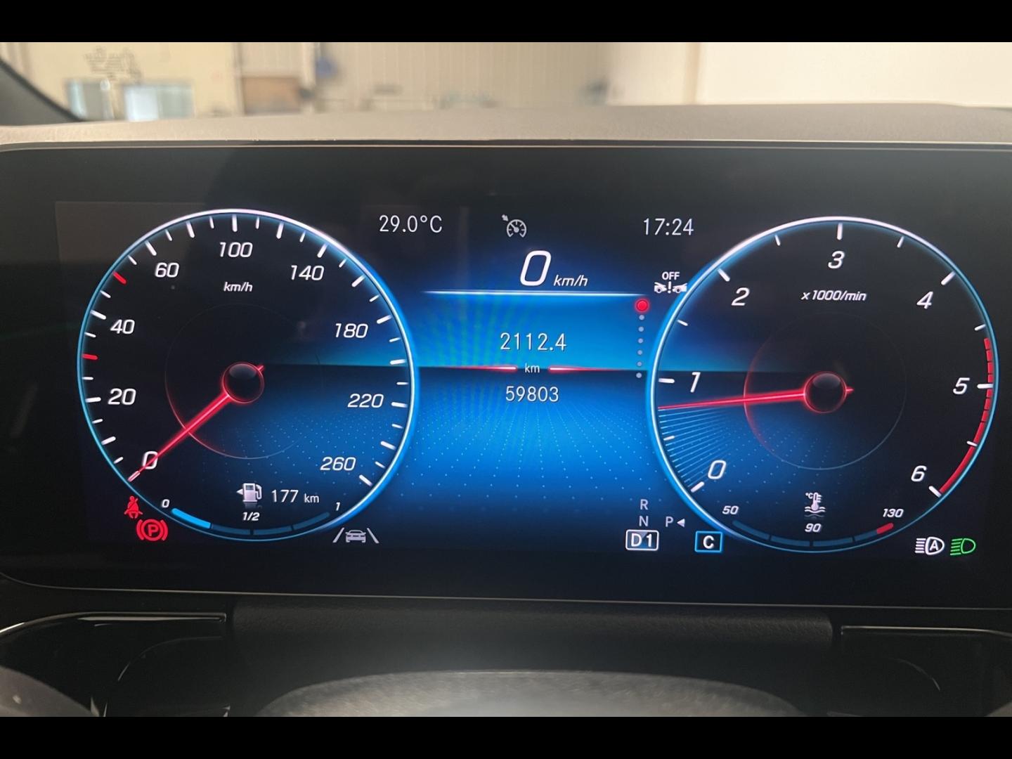 Image MERCEDES-BENZ GLA 200 d 150ch Business Line 8G-DCT