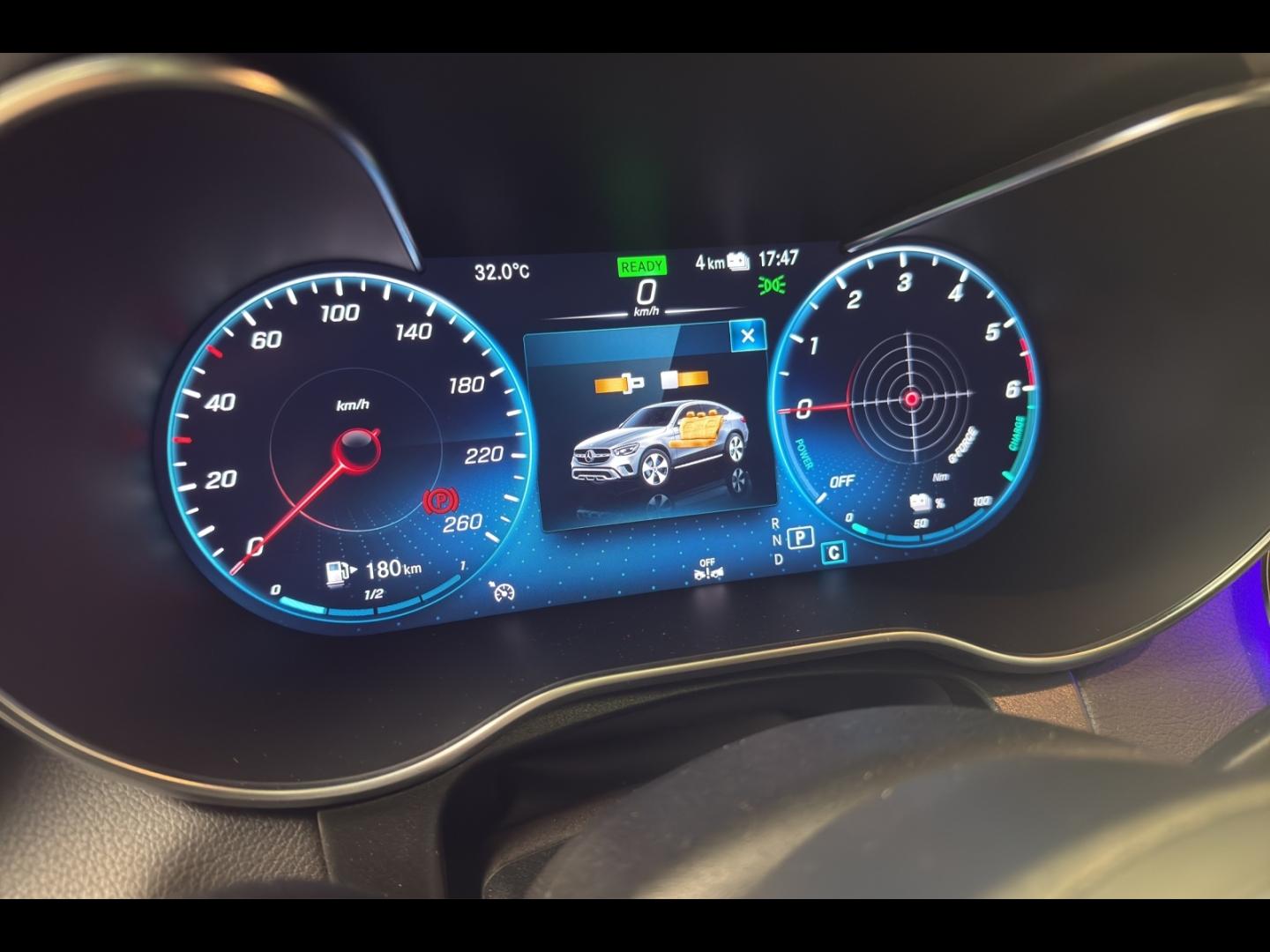 Image MERCEDES-BENZ GLC Coupé 300 de 194+122ch AMG Line 4Matic 9G-Tronic
