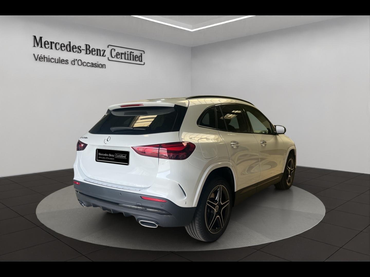 Image MERCEDES-BENZ GLA 250 e hybride rechargeable 218ch AMG Line 8G-DCT