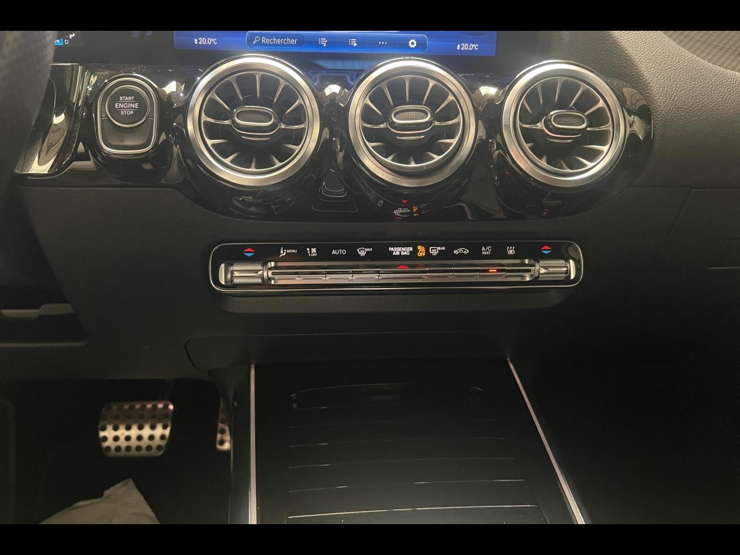 Image MERCEDES-BENZ GLA 250 e hybride rechargeable 218ch AMG Line 8G-DCT