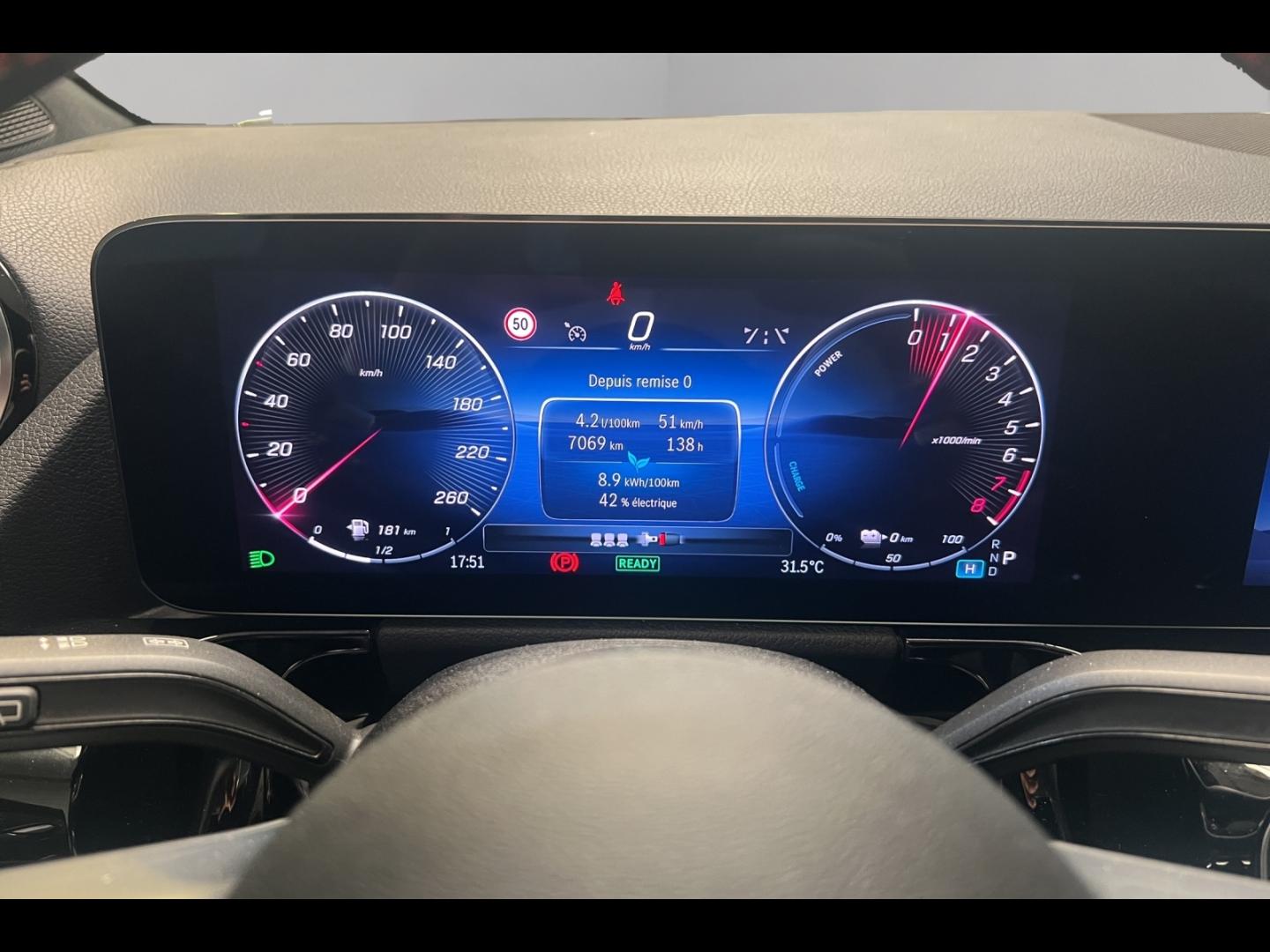 Image MERCEDES-BENZ GLA 250 e hybride rechargeable 218ch AMG Line 8G-DCT