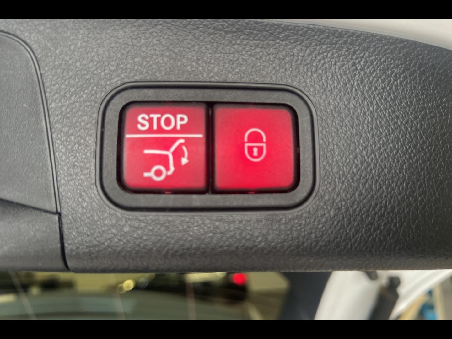 Image MERCEDES-BENZ GLA 250 e hybride rechargeable 218ch AMG Line 8G-DCT