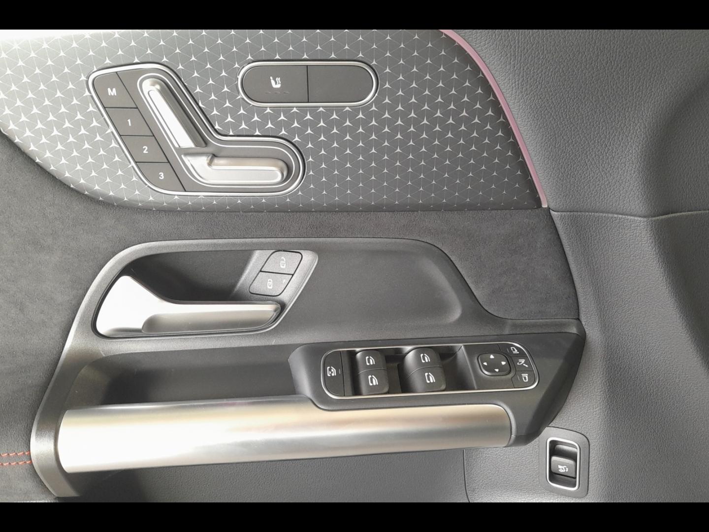 Image MERCEDES-BENZ EQA 250+ 190ch Business Edition Executive