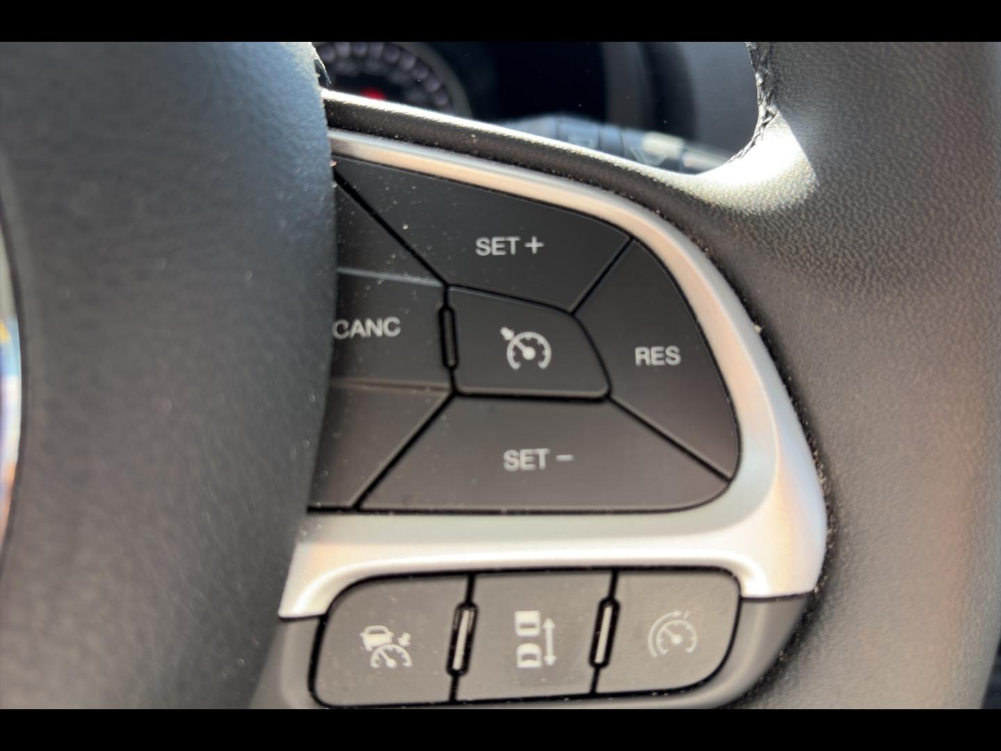 Image JEEP Renegade 1.5 Turbo T4 130ch MHEV Limited BVR7