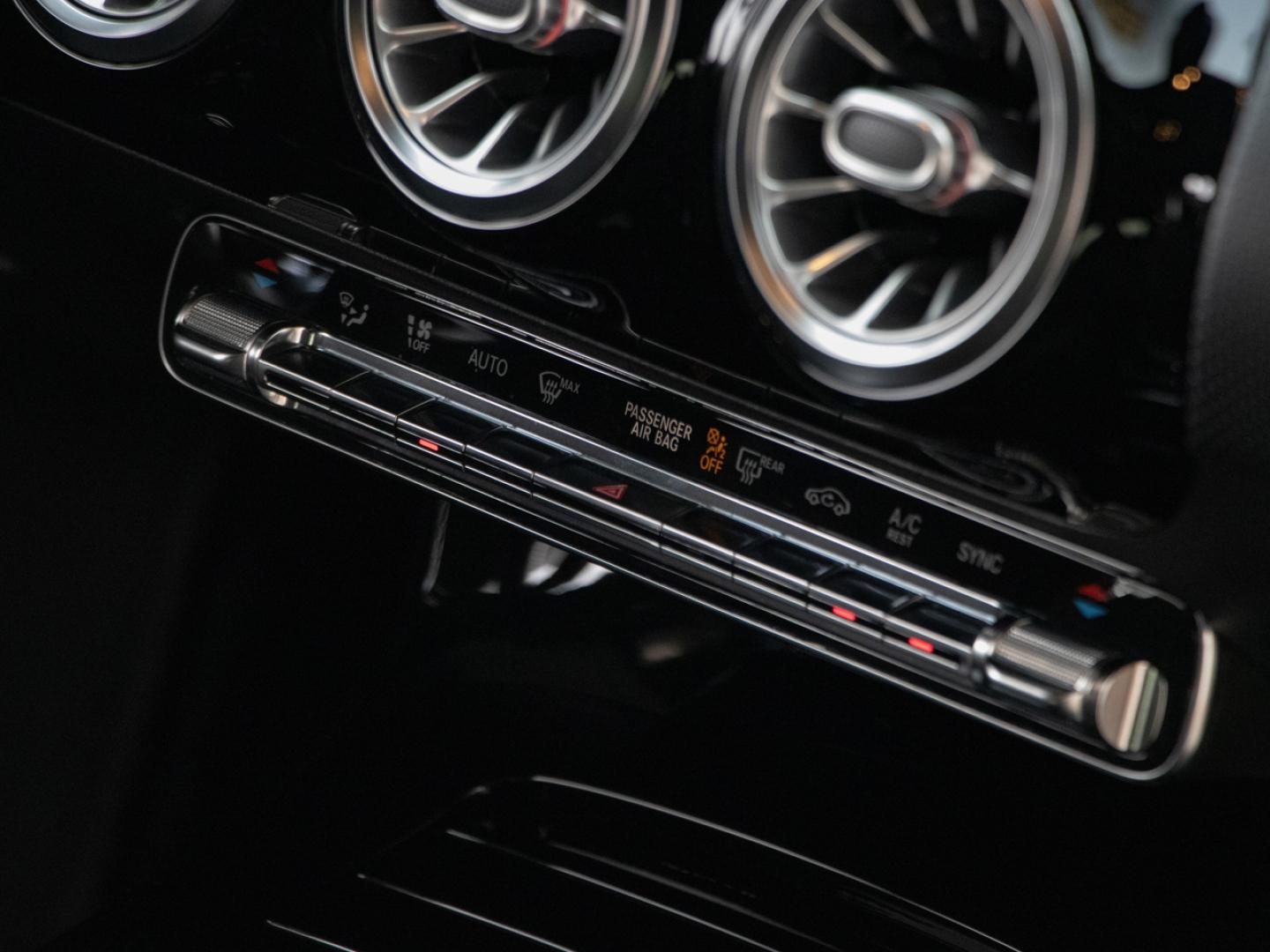 Image MERCEDES-BENZ Classe A 200 163ch AMG Line 7G-DCT