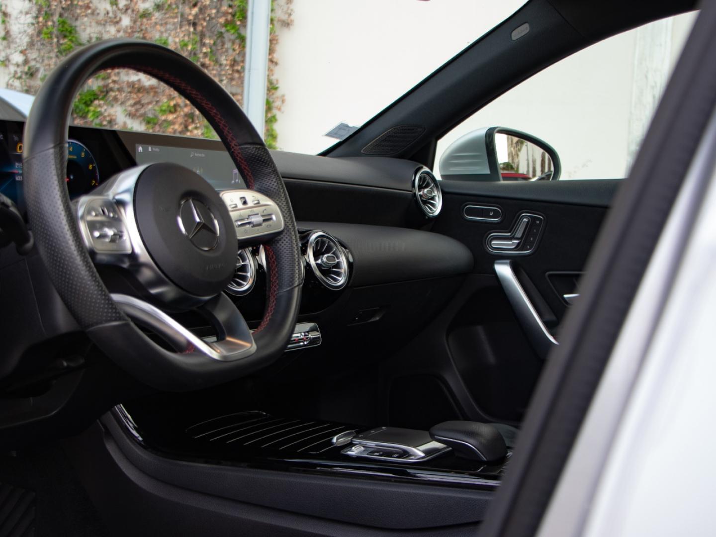 Image MERCEDES-BENZ Classe A 200 163ch AMG Line 7G-DCT