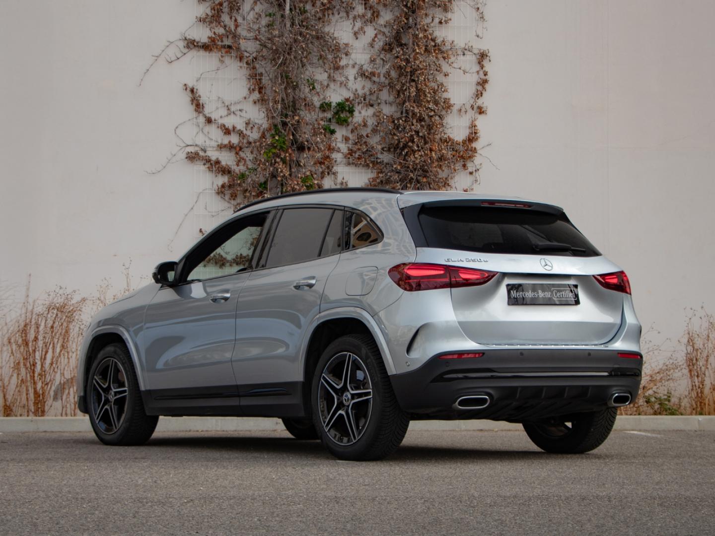 Image MERCEDES-BENZ GLA 250 e hybride rechargeable 218ch AMG Line 8G-DCT