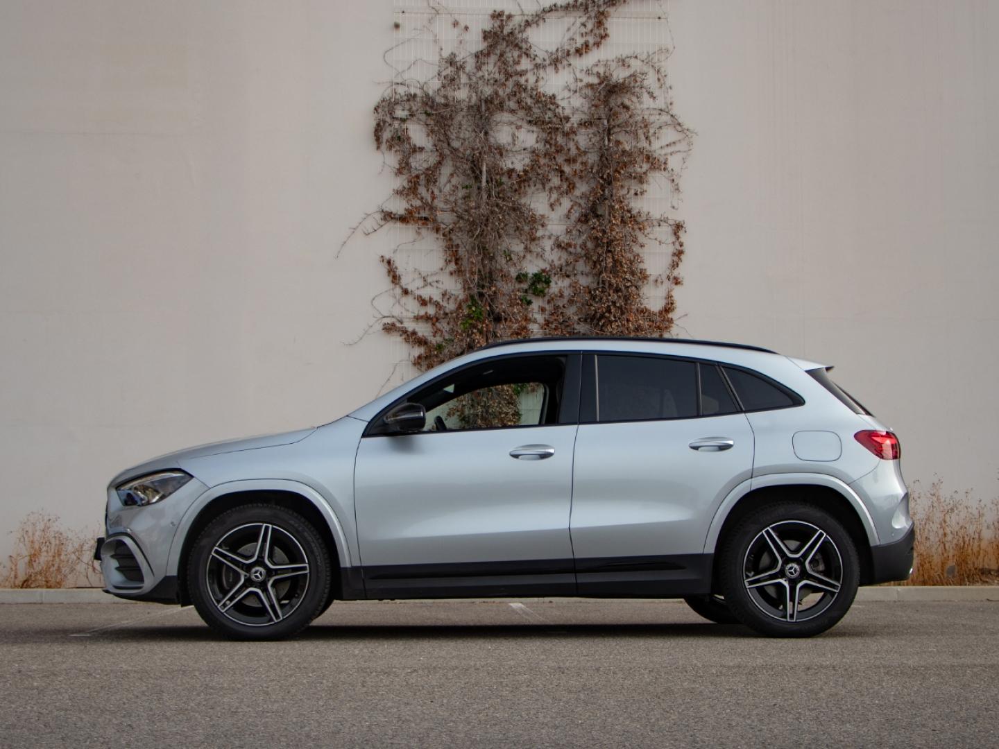 Image MERCEDES-BENZ GLA 250 e hybride rechargeable 218ch AMG Line 8G-DCT