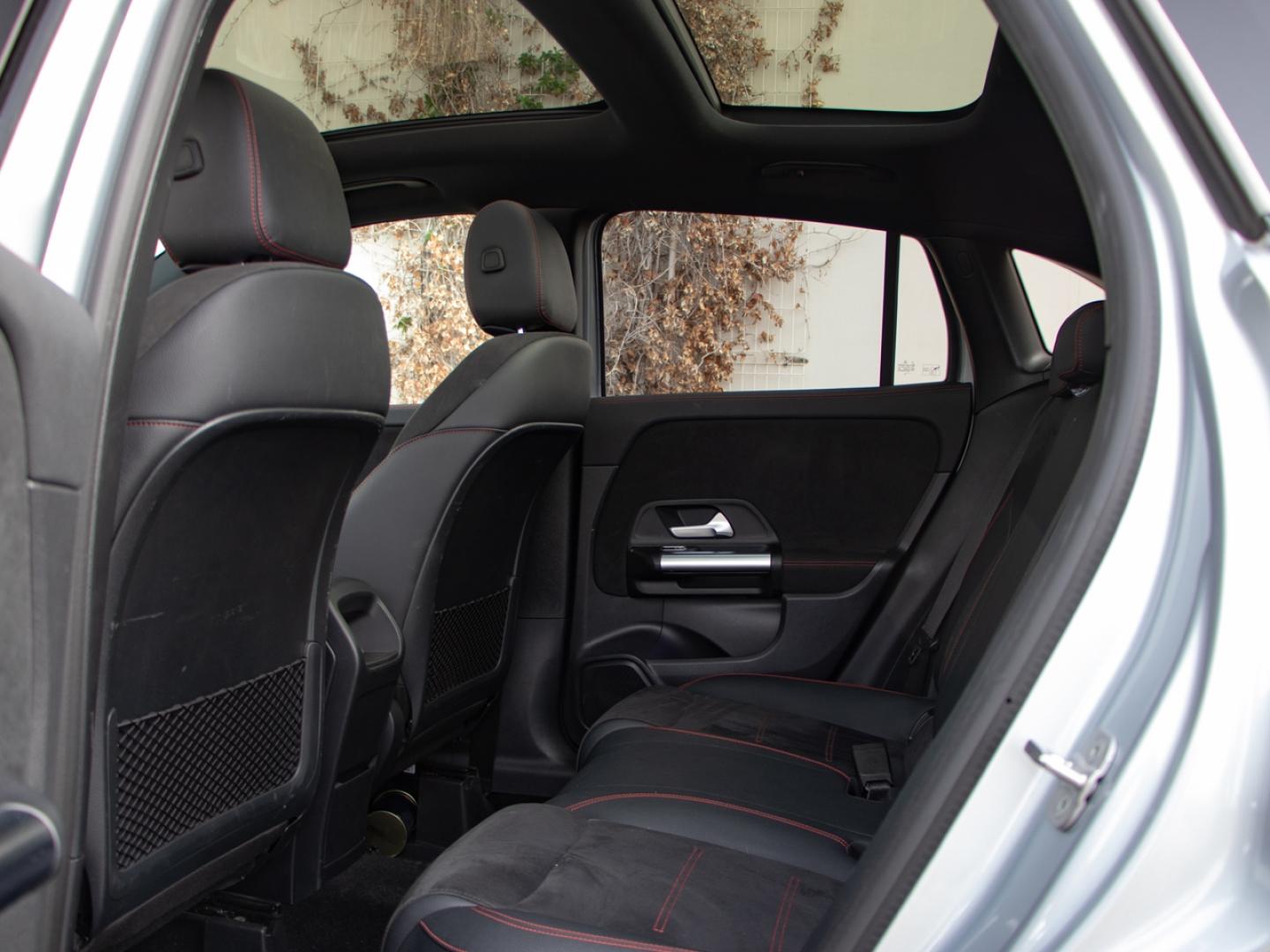Image MERCEDES-BENZ GLA 250 e hybride rechargeable 218ch AMG Line 8G-DCT
