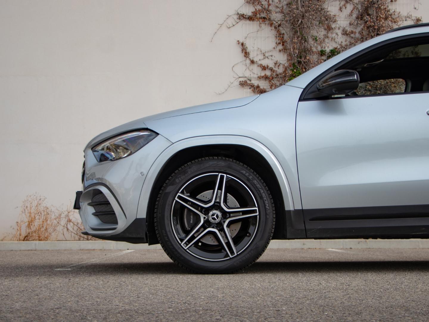 Image MERCEDES-BENZ GLA 250 e hybride rechargeable 218ch AMG Line 8G-DCT