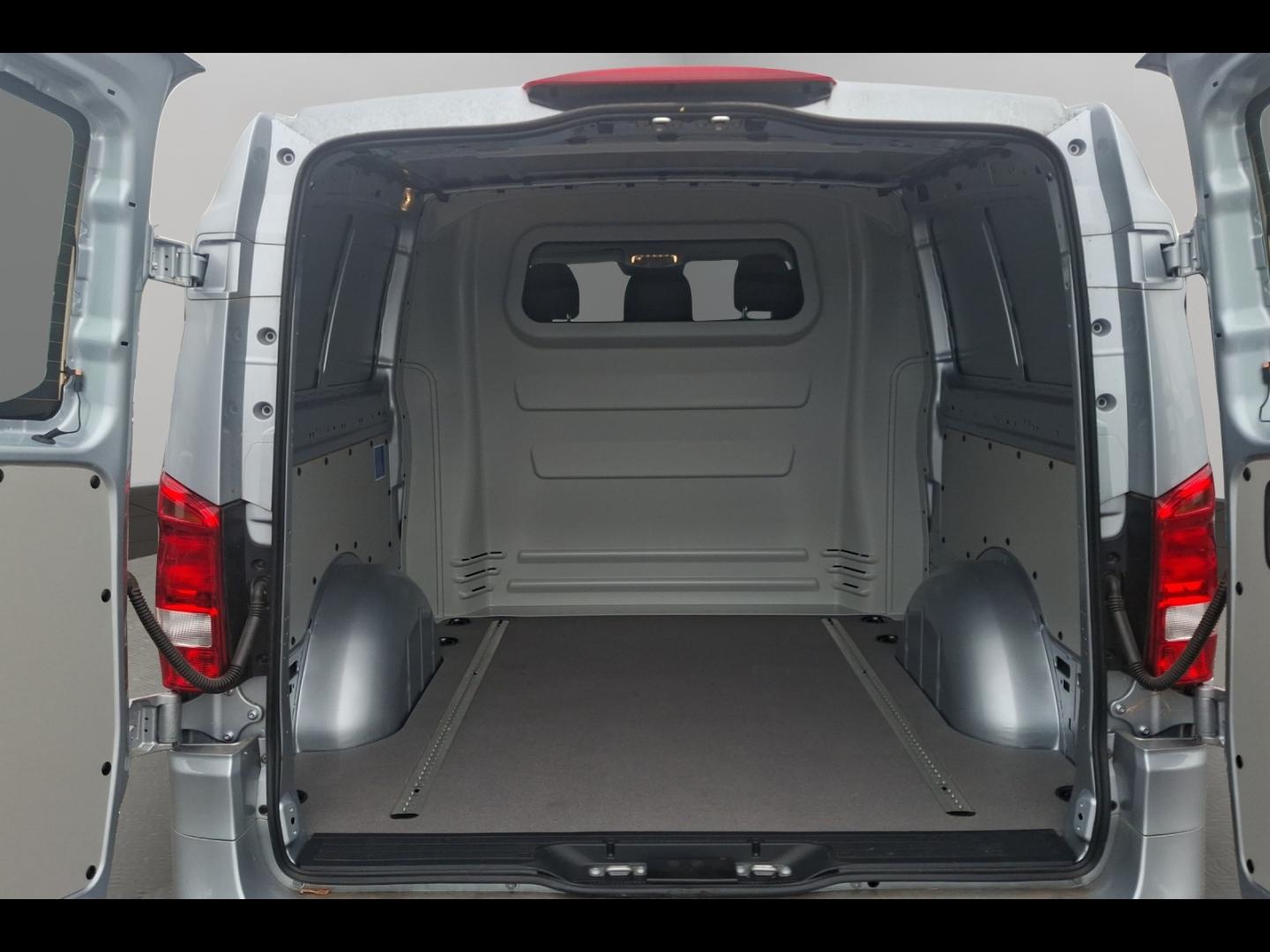 Image MERCEDES-BENZ Vito Fg 116 Mixto Extra-Long Select Propulsion 9G-Tronic