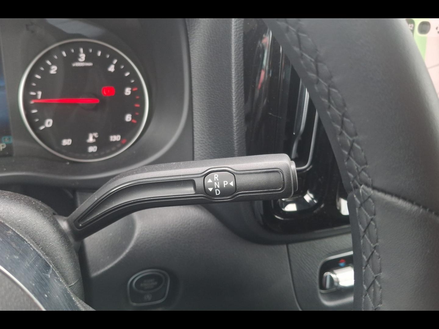 Image MERCEDES-BENZ Vito Fg 116 Mixto Extra-Long Select Propulsion 9G-Tronic