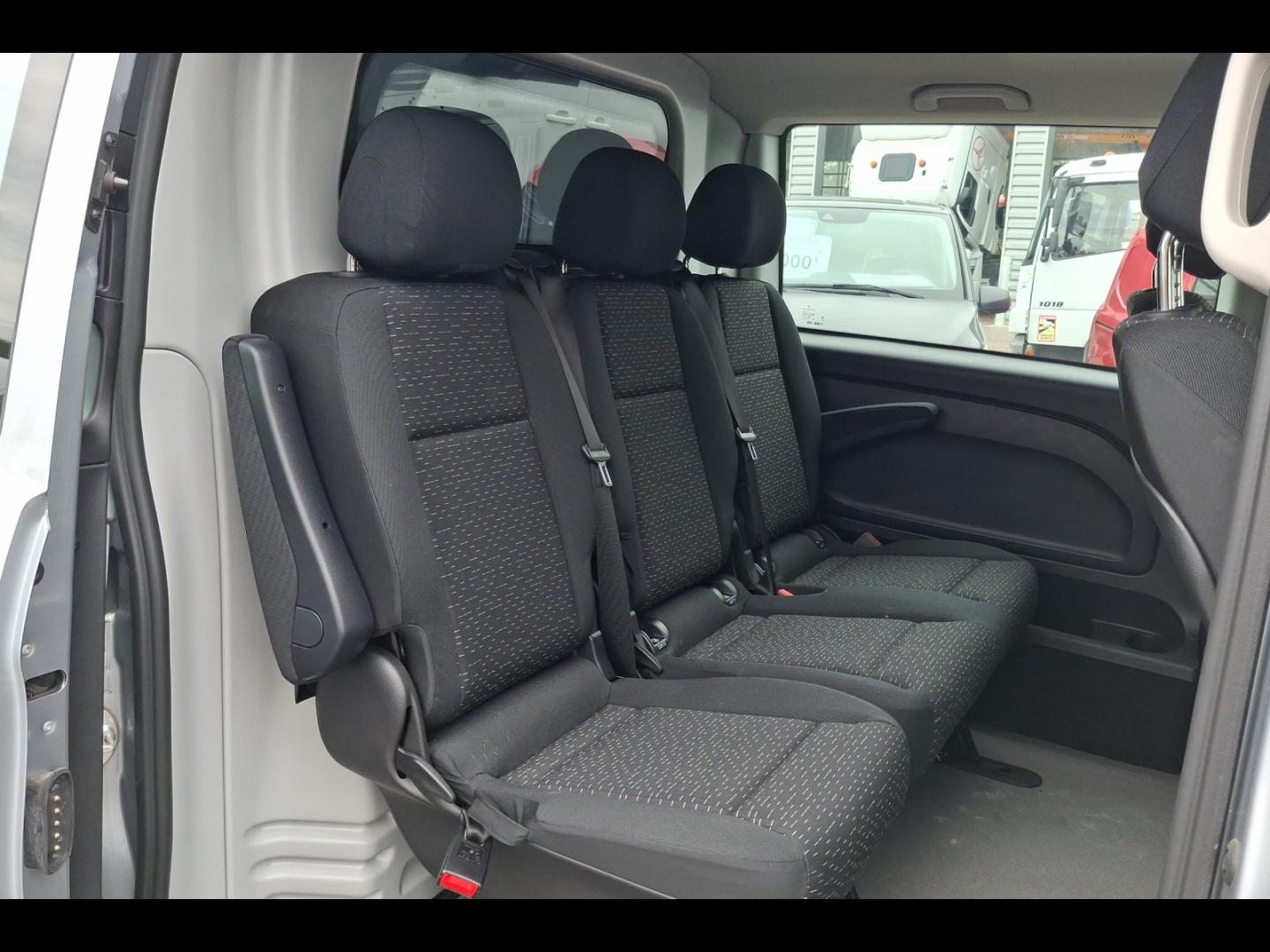 Image MERCEDES-BENZ Vito Fg 116 Mixto Extra-Long Select Propulsion 9G-Tronic