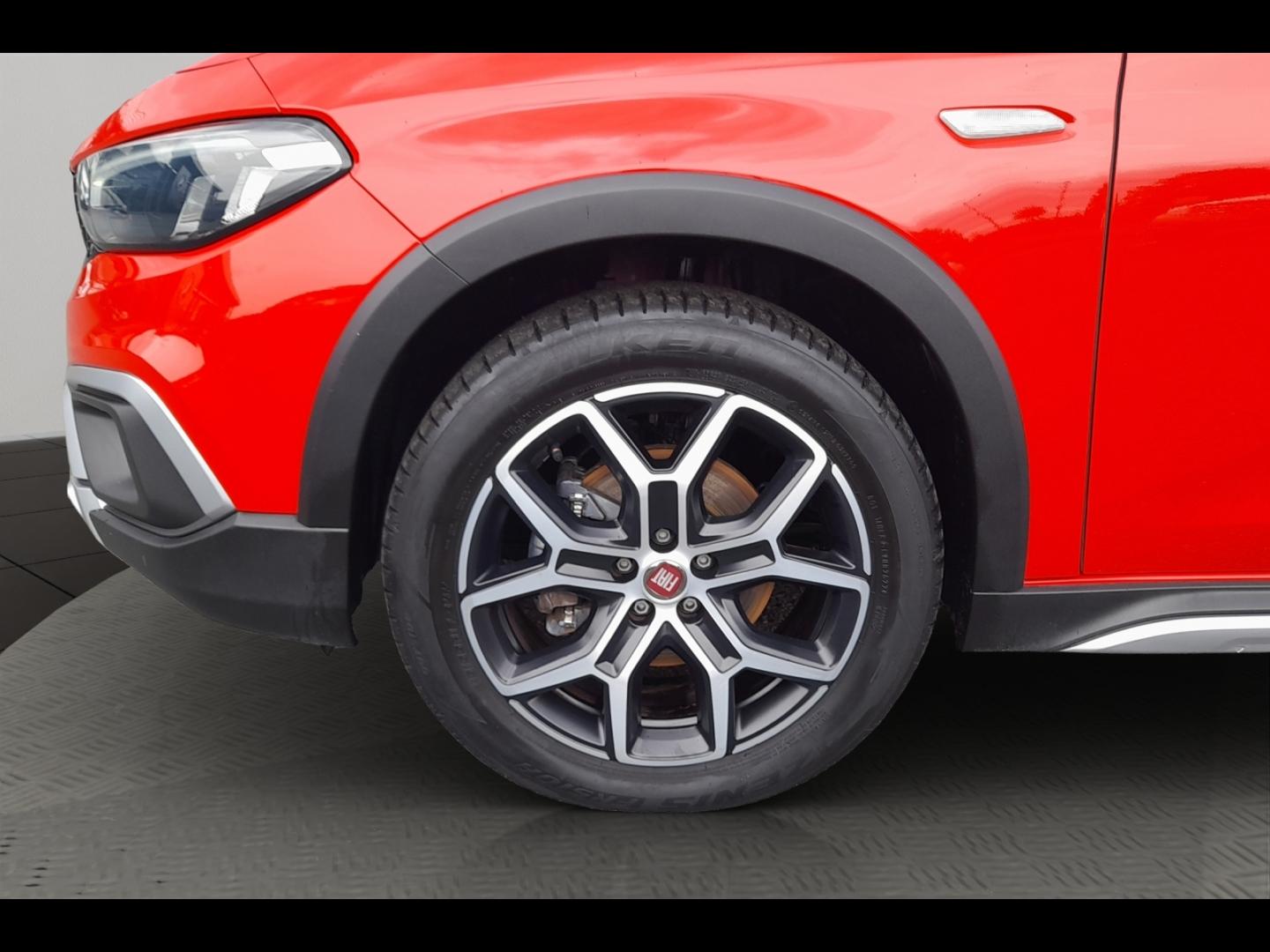 Image FIAT Tipo Cross 1.0 FireFly Turbo 100ch S/S (RED) MY22