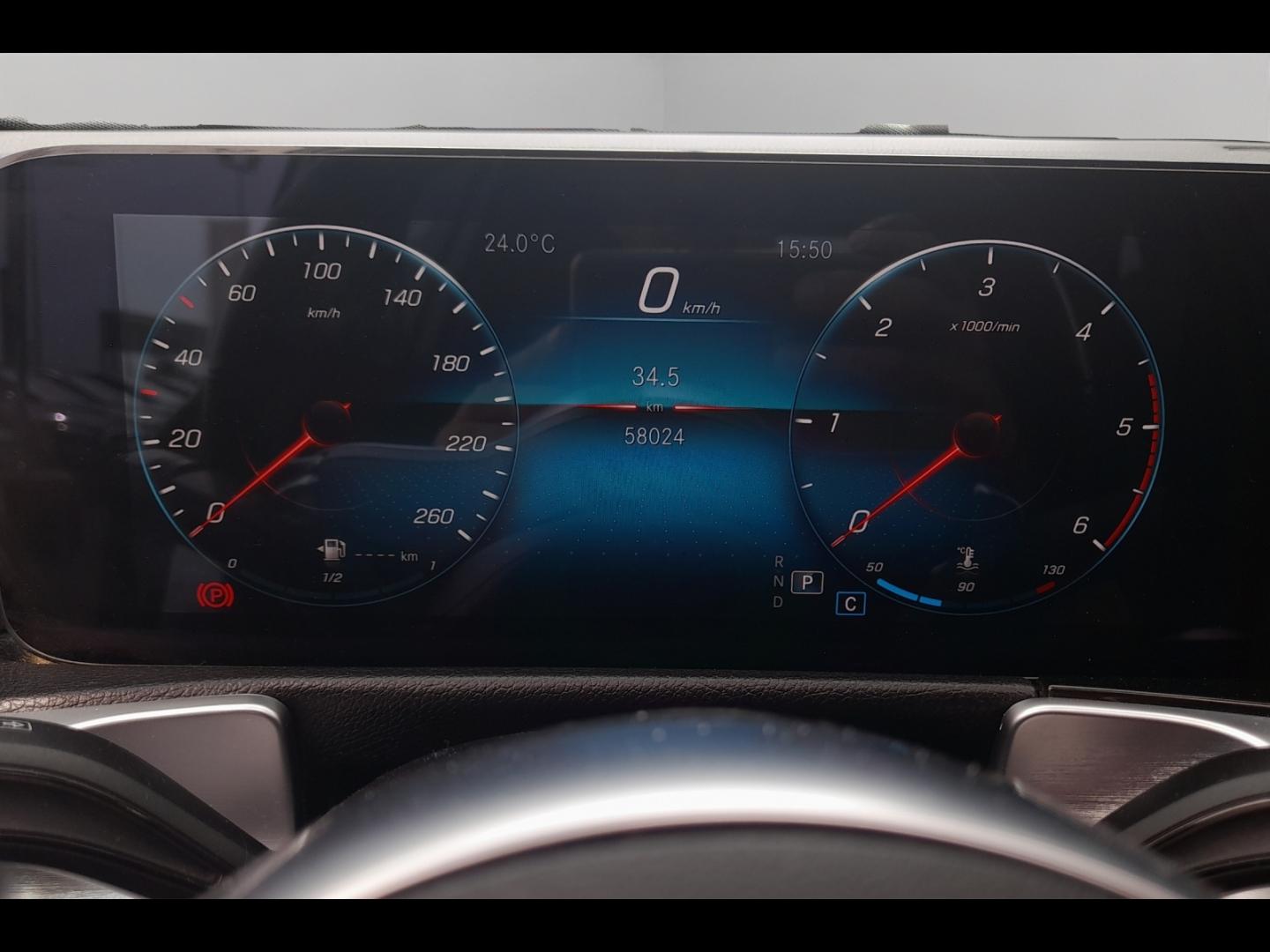 Image MERCEDES-BENZ GLB 220d 190ch AMG Line 4Matic 8G DCT