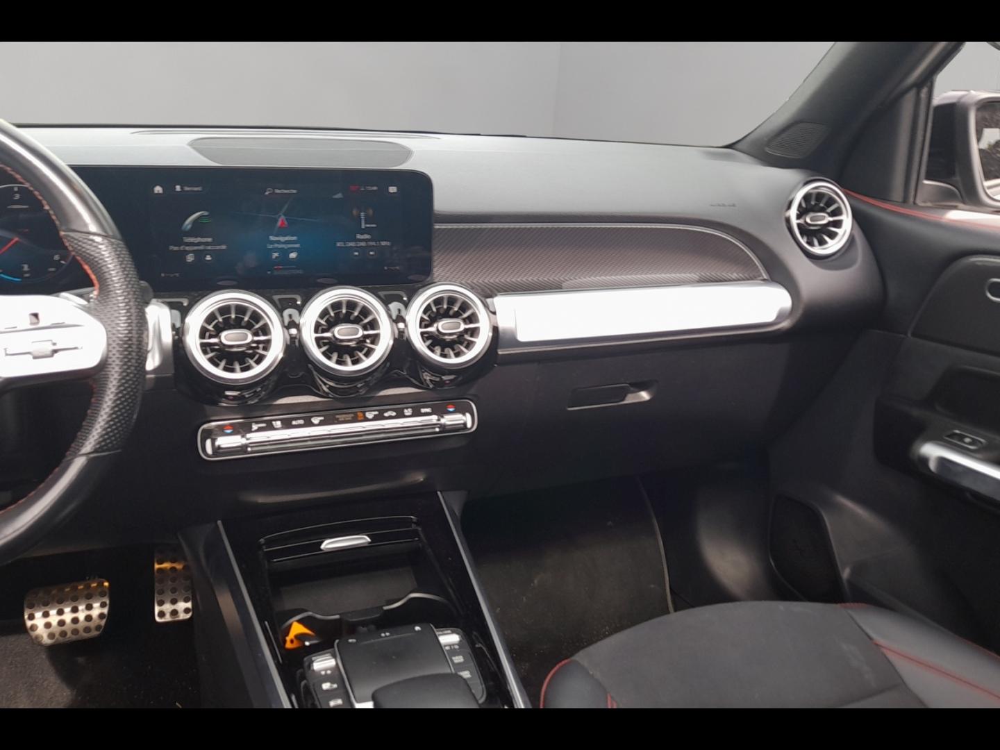 Image MERCEDES-BENZ GLB 220d 190ch AMG Line 4Matic 8G DCT