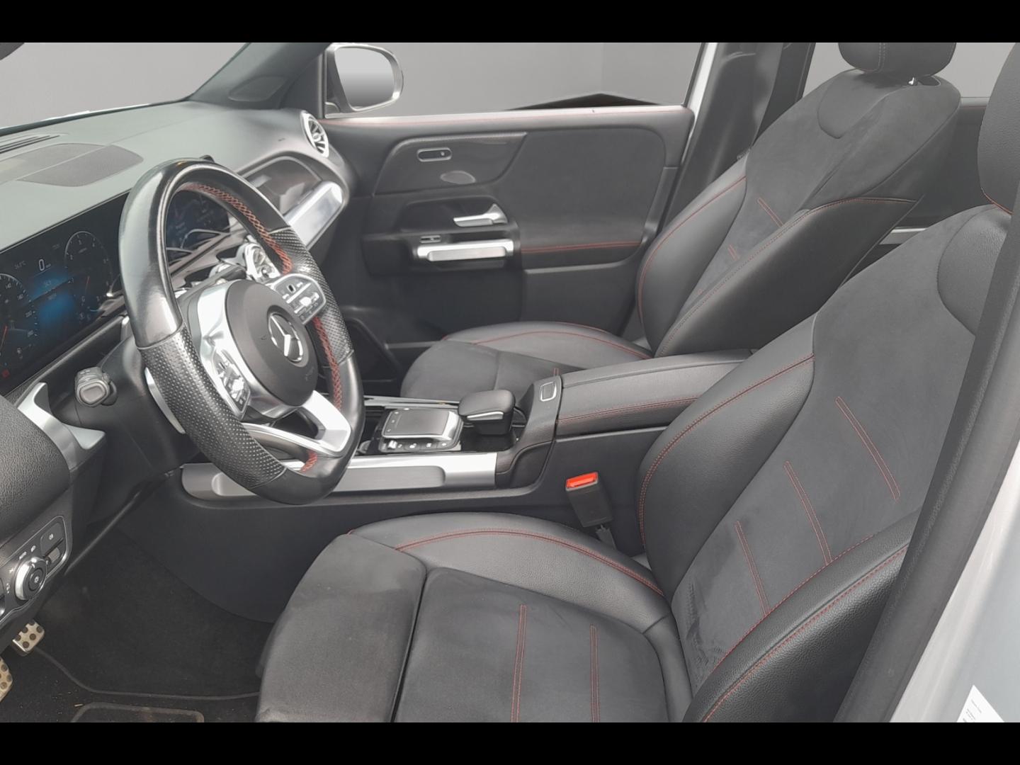 Image MERCEDES-BENZ GLB 220d 190ch AMG Line 4Matic 8G DCT