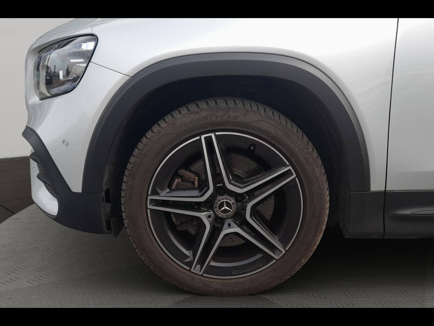 Image MERCEDES-BENZ GLB 220d 190ch AMG Line 4Matic 8G DCT