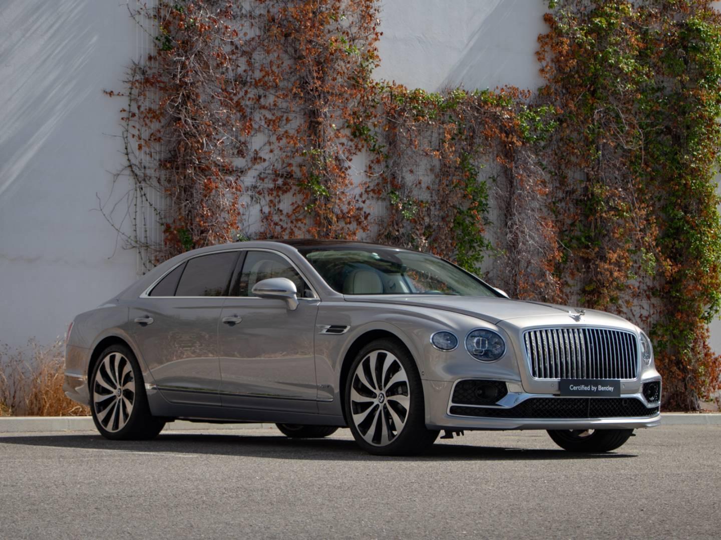 Image BENTLEY FLYING SPUR V6 Hybrid 449ch