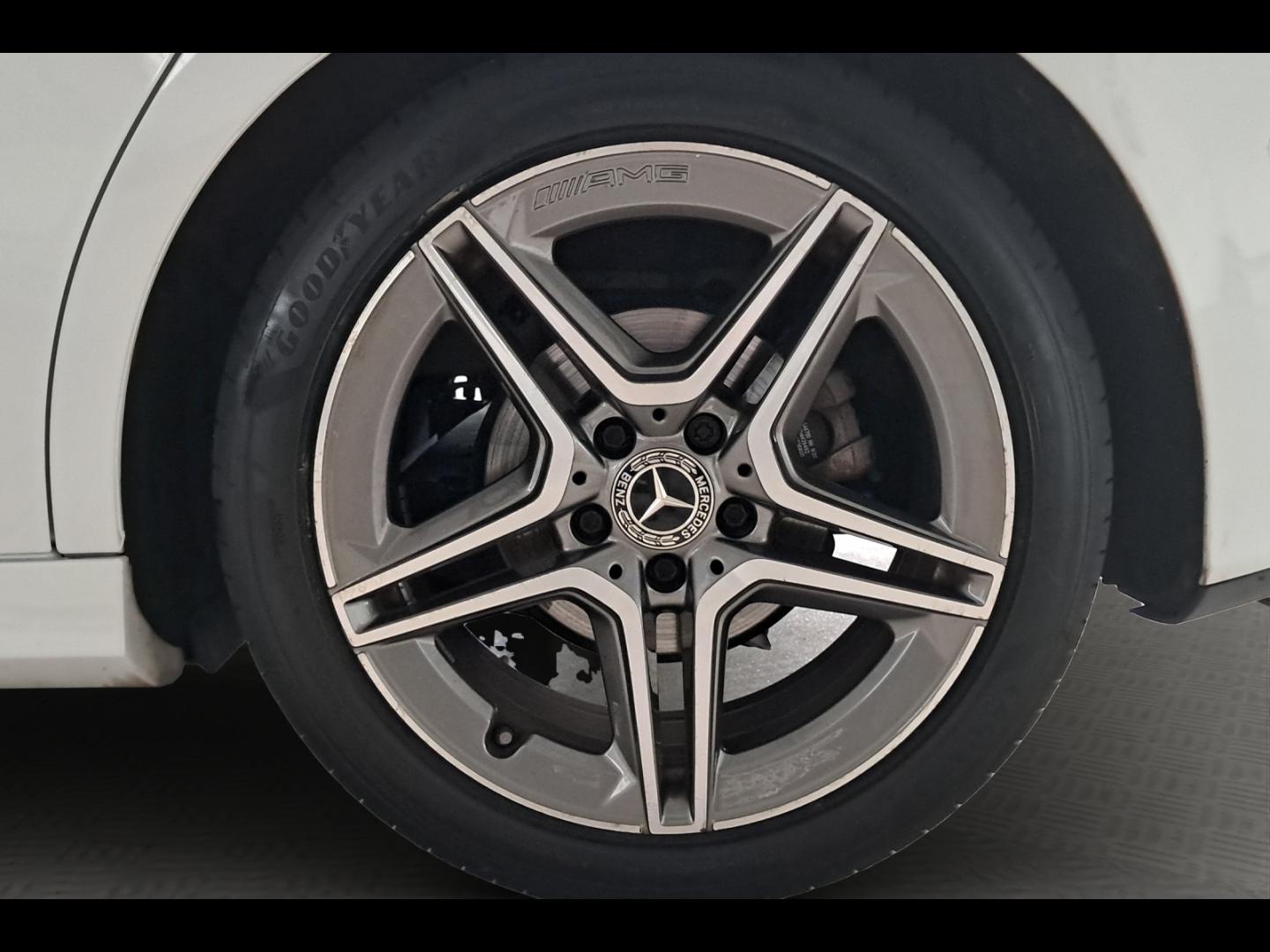 Image MERCEDES-BENZ Classe B 180d 116ch AMG Line Edition 7G-DCT