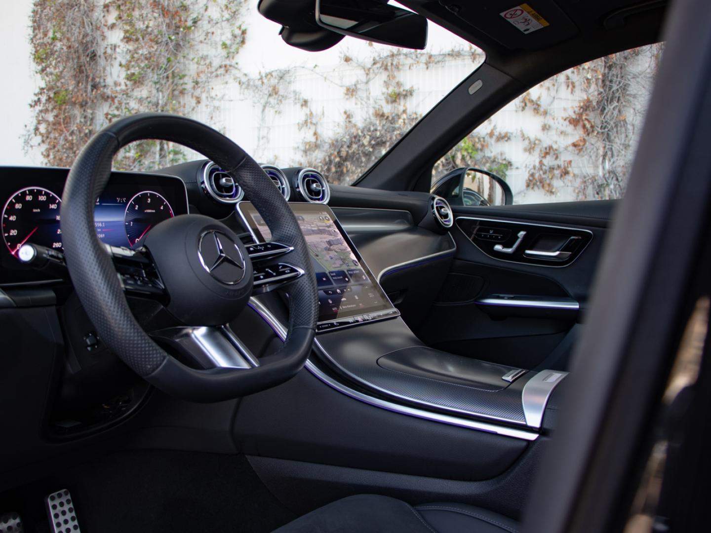 Image MERCEDES-BENZ GLC 220 d 197ch AMG Line 4Matic 9G-Tronic