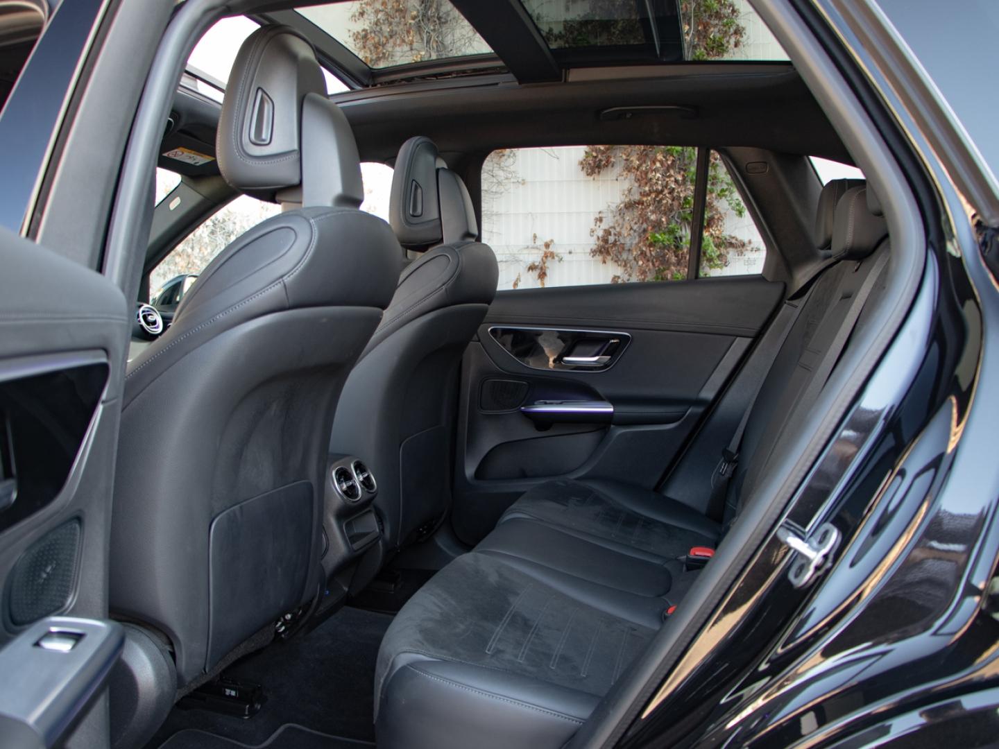 Image MERCEDES-BENZ GLC 220 d 197ch AMG Line 4Matic 9G-Tronic