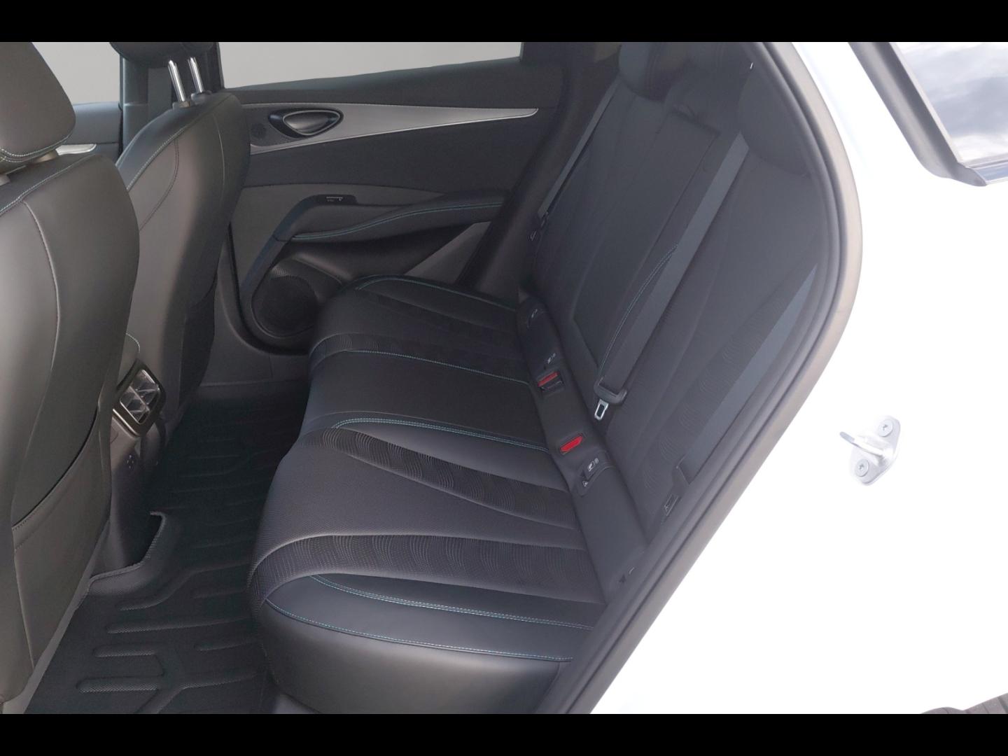 Image BYD Seal 6 Touring 1.5 DM-i 212ch Comfort