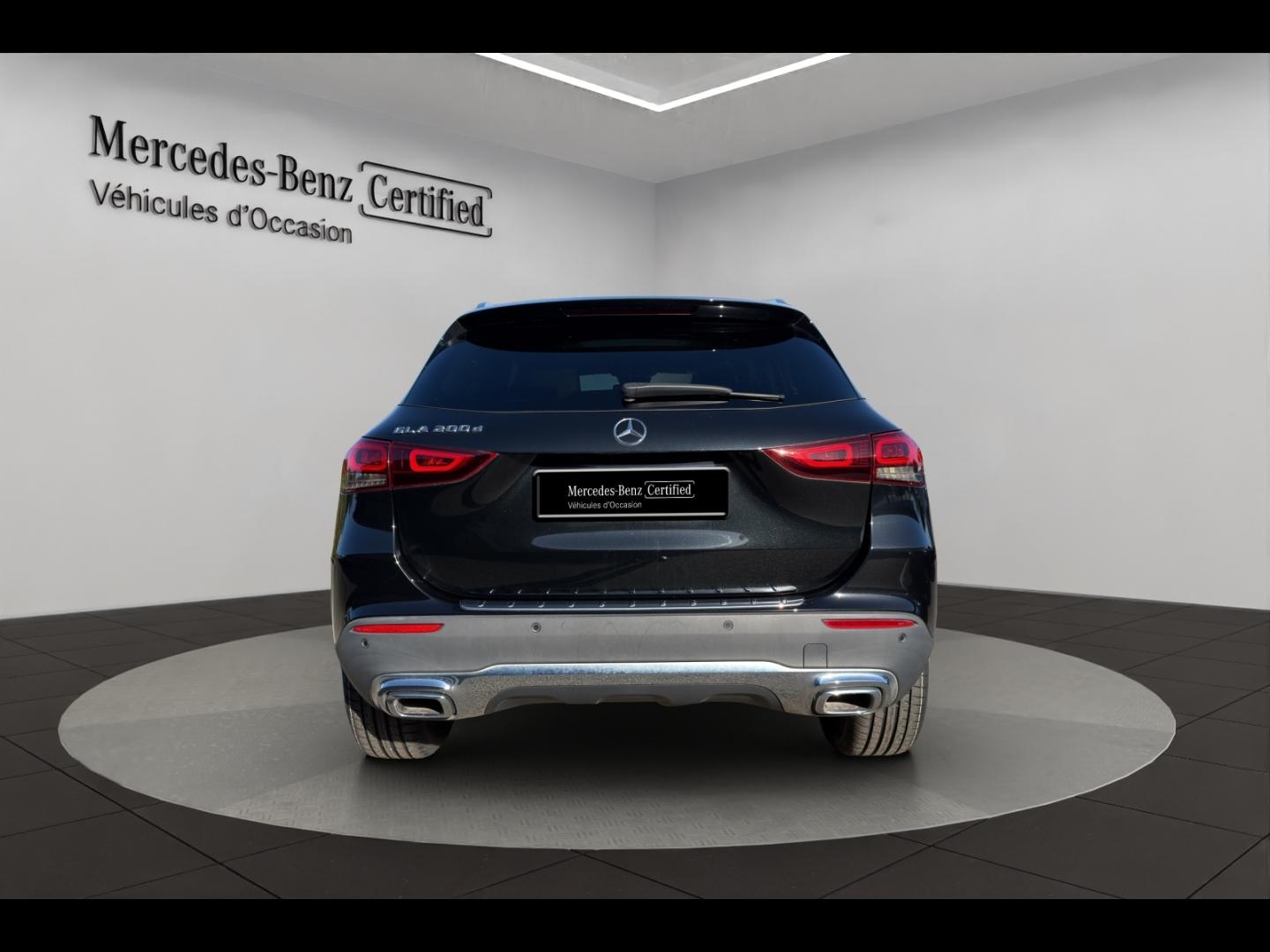 Image MERCEDES-BENZ GLA 200 d 150ch Business Line 8G-DCT