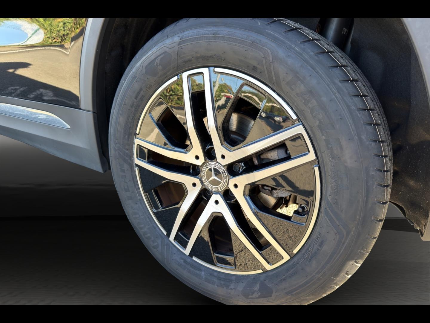 Image MERCEDES-BENZ GLA 200 d 150ch Business Line 8G-DCT