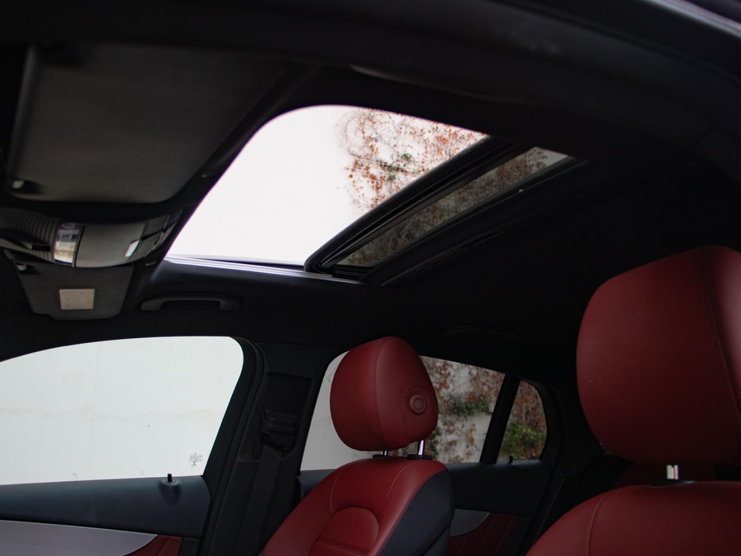 Image MERCEDES-BENZ GLC Coupé 300 e 211+122ch AMG Line 4Matic 9G-Tronic Euro6d-T-EVAP-ISC