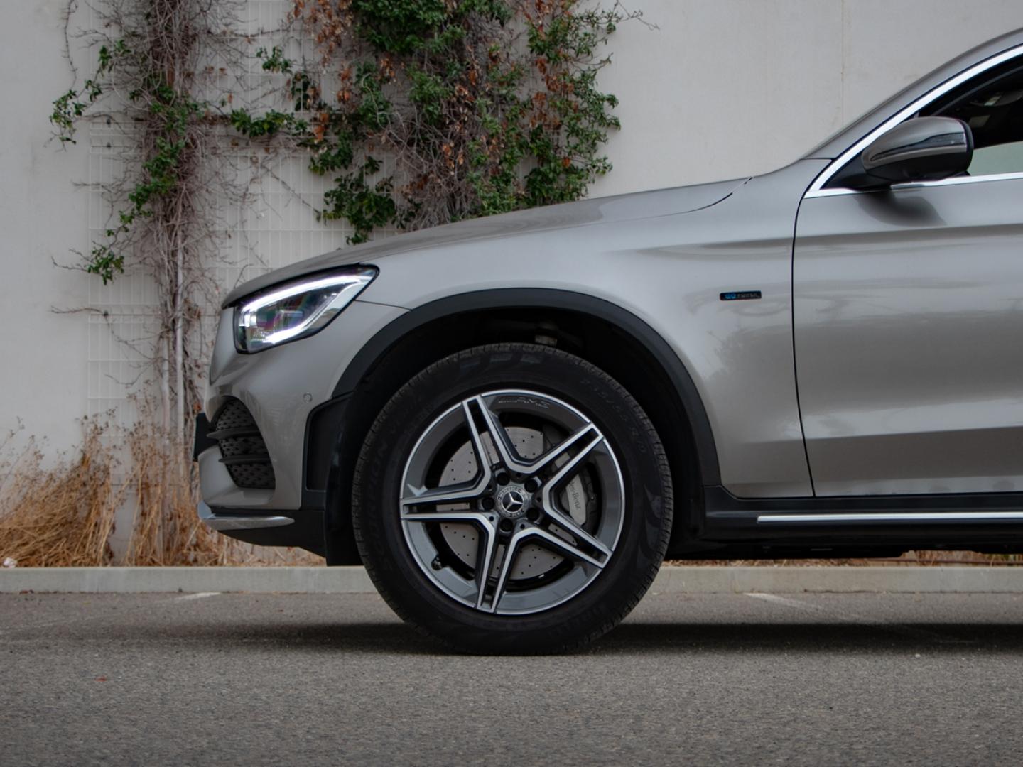 Image MERCEDES-BENZ GLC Coupé 300 e 211+122ch AMG Line 4Matic 9G-Tronic Euro6d-T-EVAP-ISC