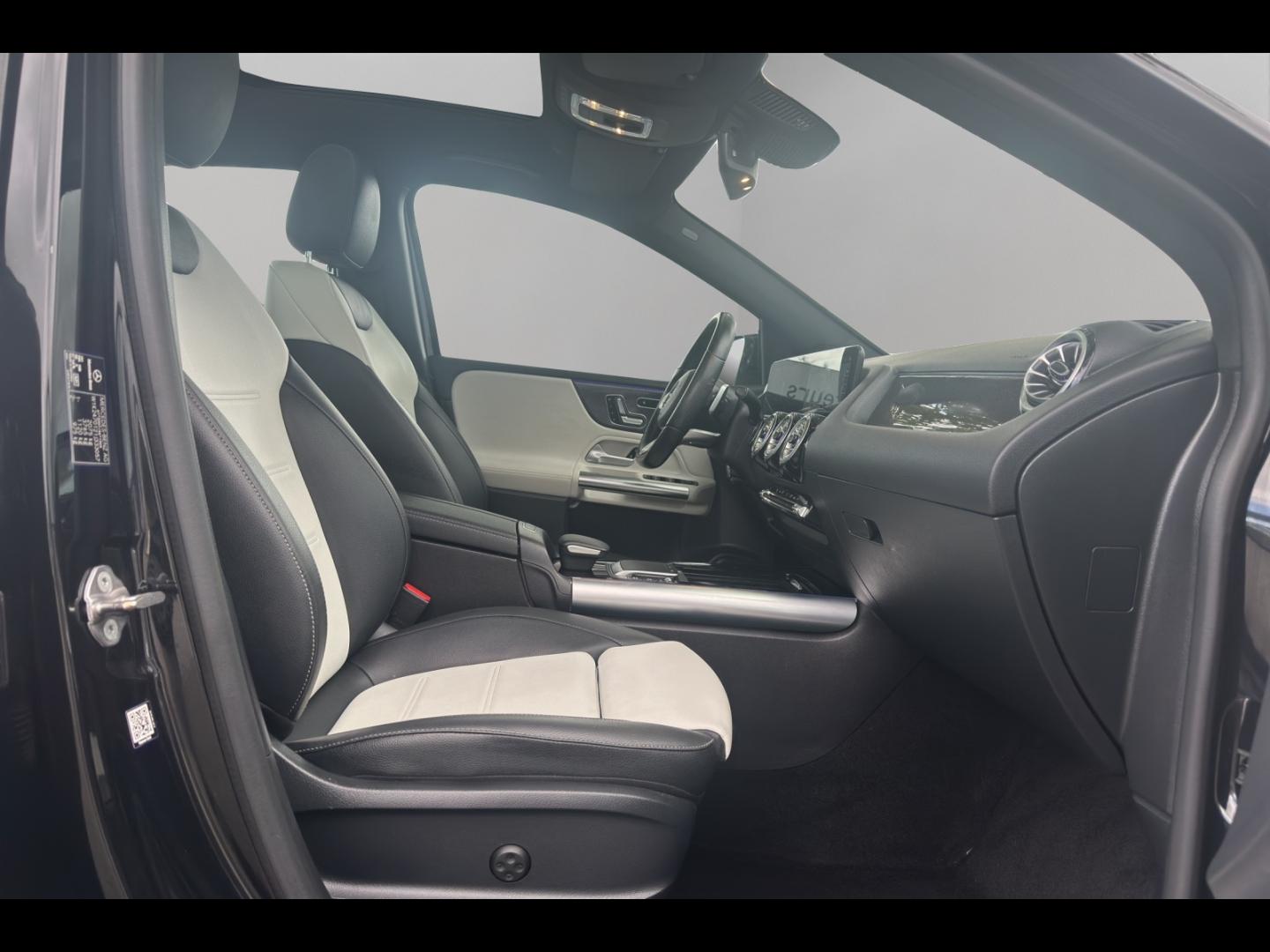 Image MERCEDES-BENZ Classe B 200d 150ch AMG Line 8G-DCT