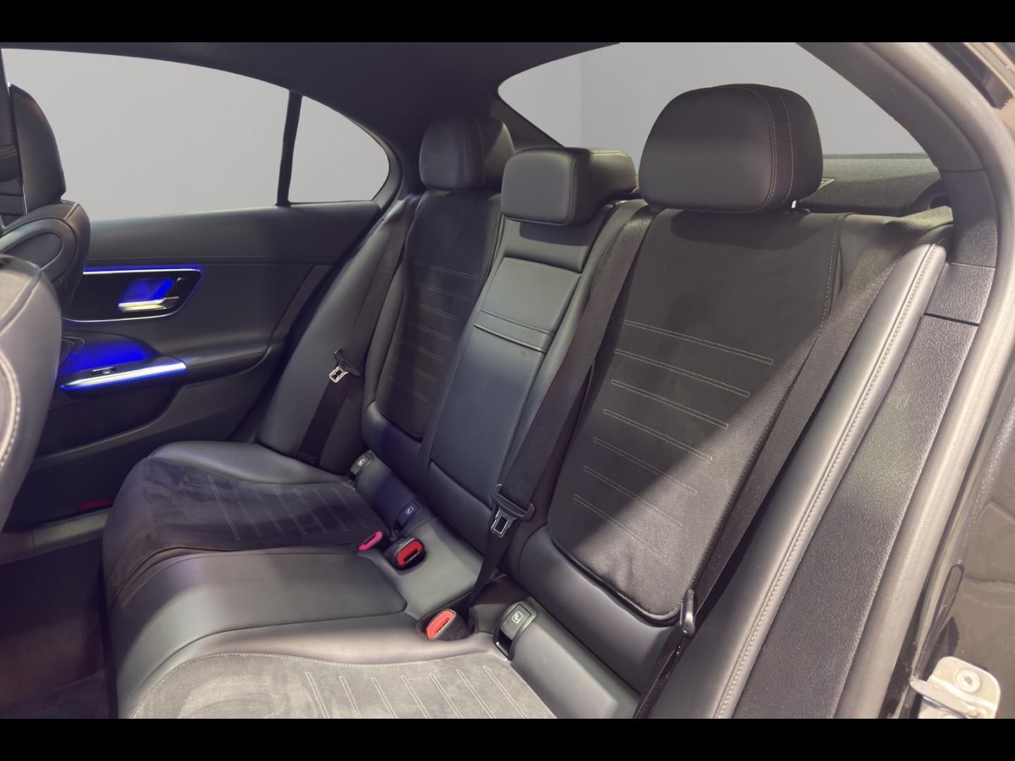 Image MERCEDES-BENZ Classe C 220 d 197ch AMG Line