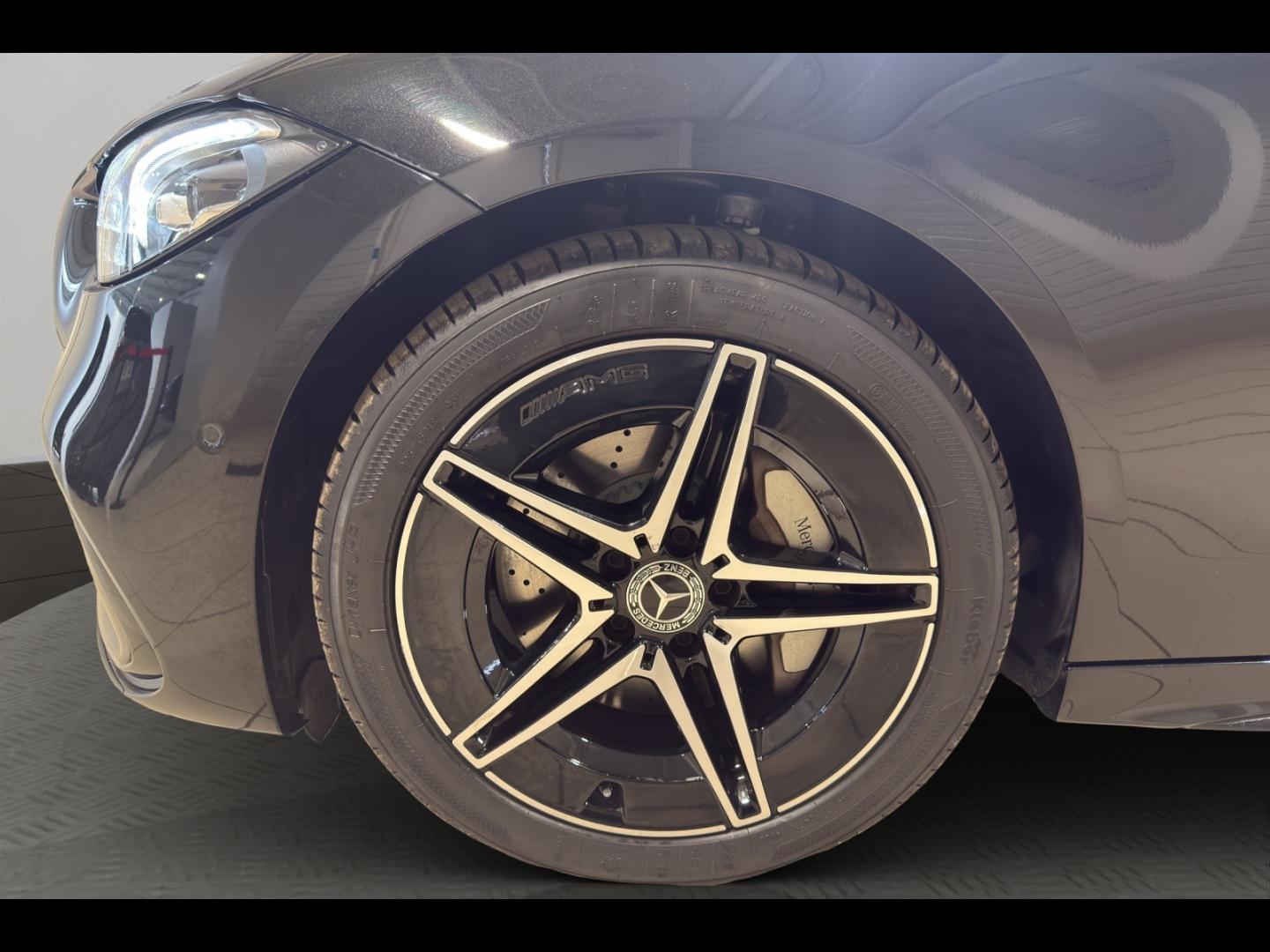 Image MERCEDES-BENZ Classe C 220 d 197ch AMG Line