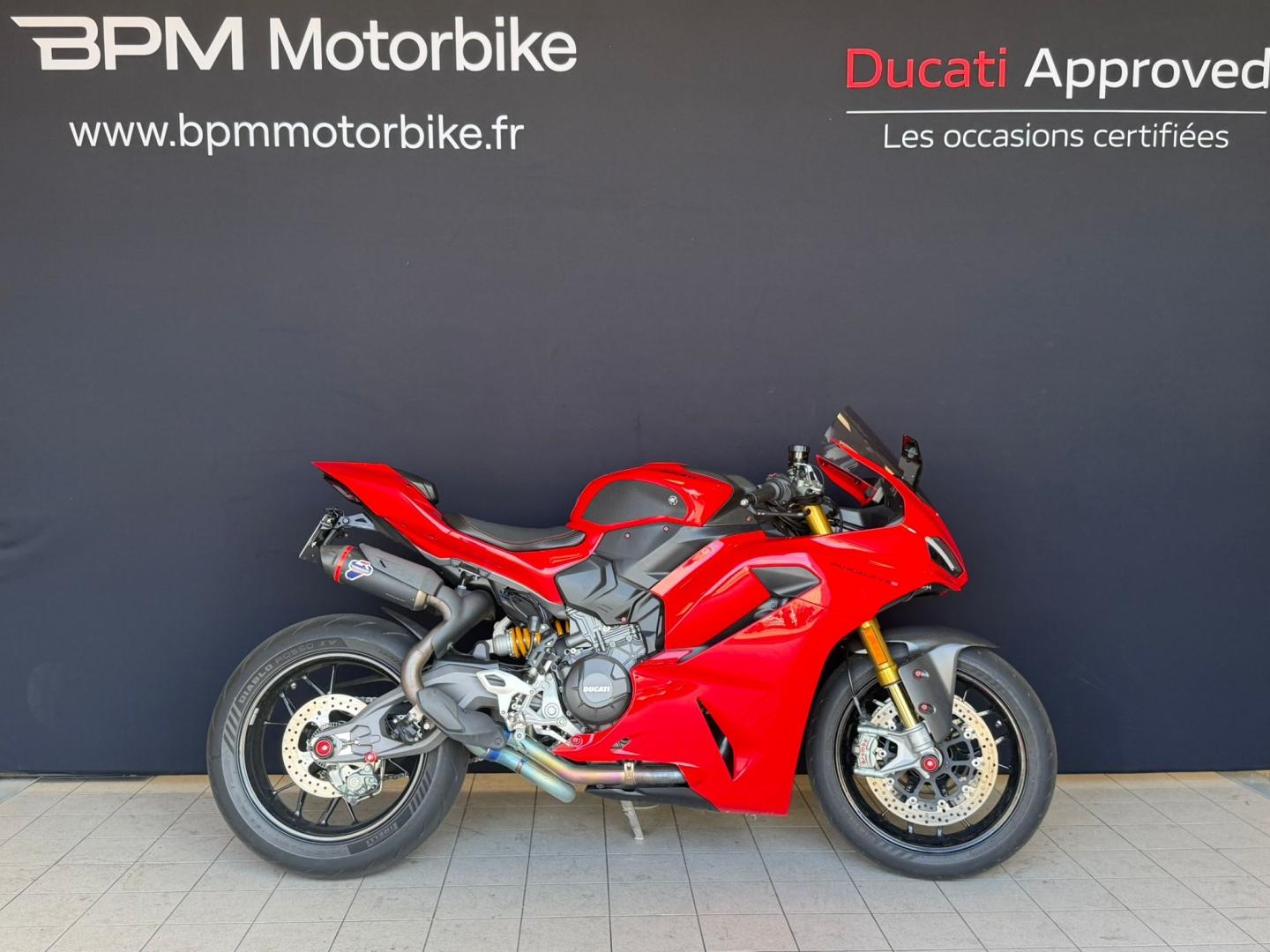 Photo DUCATI Panigale Panigale V2 890 S A2 à partir de 261/mois