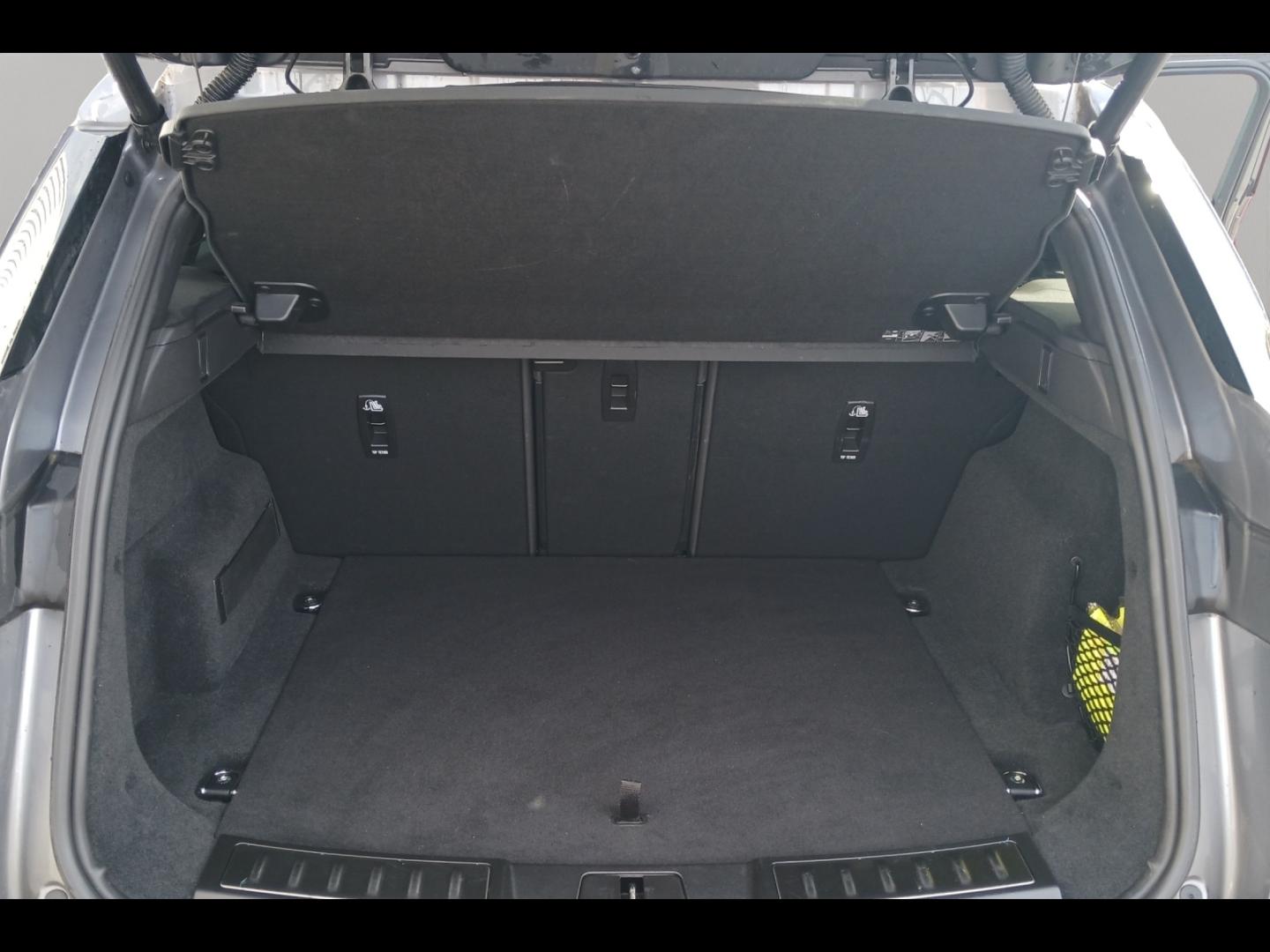 Image LAND-ROVER Range Rover Evoque 1.5 P300e 309ch Dynamic SE