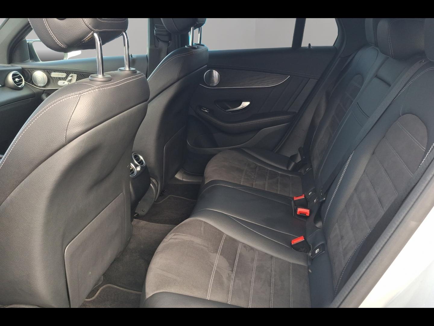 Image MERCEDES-BENZ GLC Coupé 300 d 245ch AMG Line 4Matic 9G-Tronic