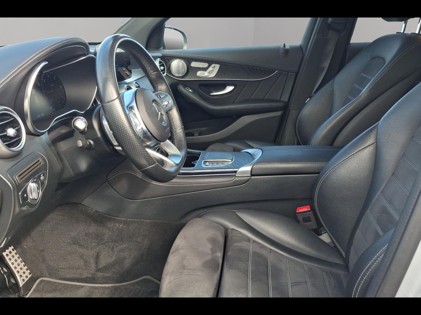 Image MERCEDES-BENZ GLC Coupé 300 d 245ch AMG Line 4Matic 9G-Tronic