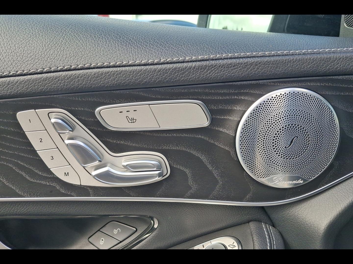Image MERCEDES-BENZ GLC Coupé 300 d 245ch AMG Line 4Matic 9G-Tronic