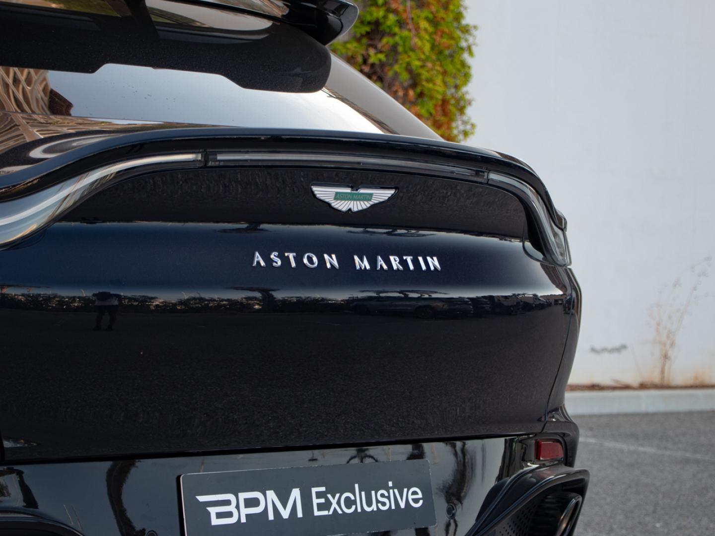 Image ASTON MARTIN DBX 4.0 V8 biturbo 727ch S